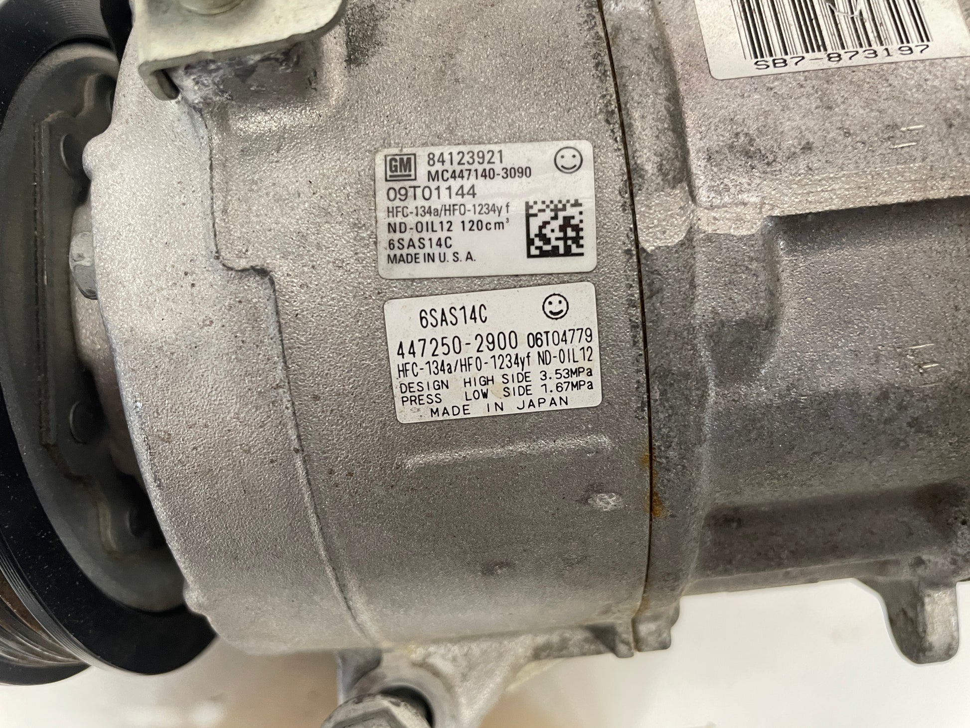 2018 Chevy Camaro SS AC A/C Air Conditioner Compressor & Bracket OEM - Day's Parts Yard