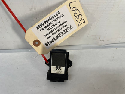 2009 Pontiac G8 RH Passenger W.E.T. Automotive System Modular OEM - Day's Parts Yard