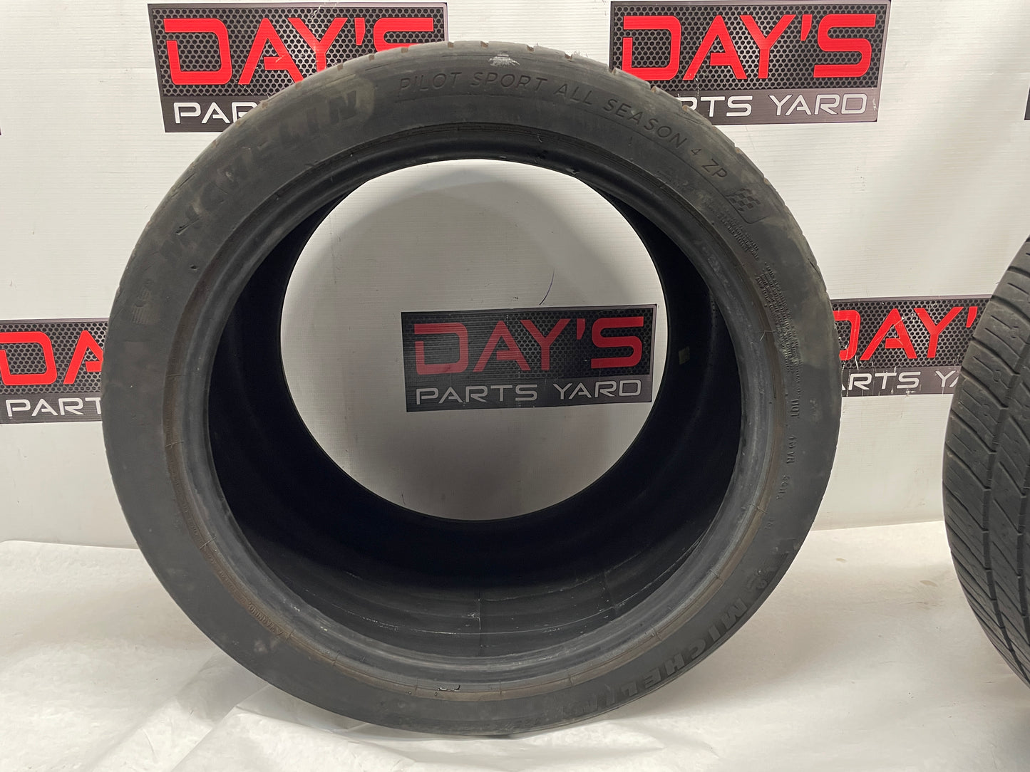 325/30ZR19 Michelin Pilot Sport All Season 4 ZP Set of 2