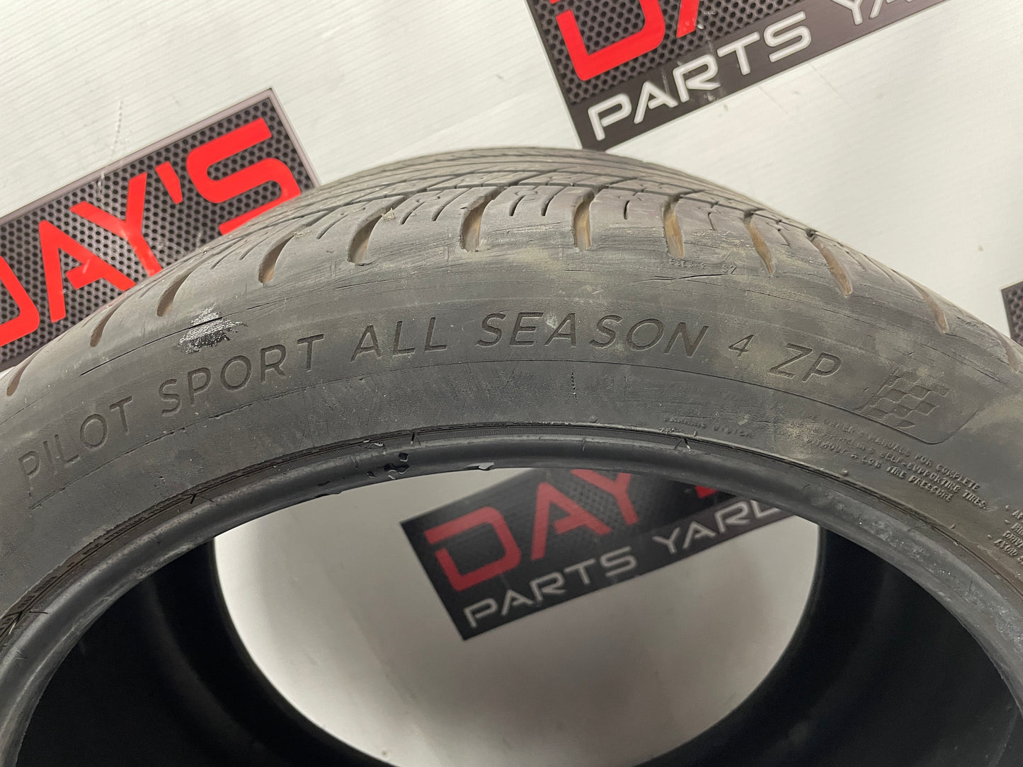 325/30ZR19 Michelin Pilot Sport All Season 4 ZP Set of 2