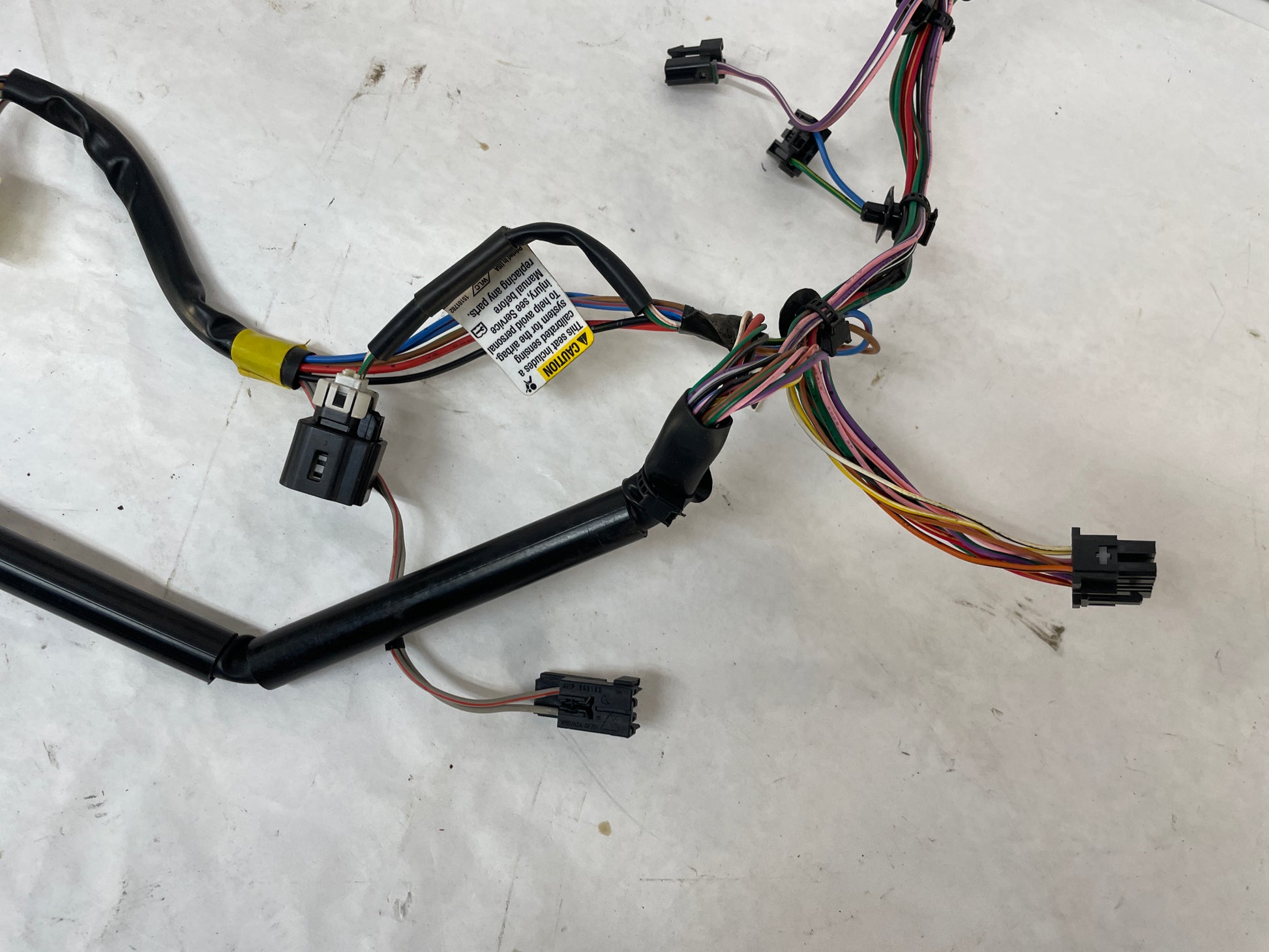 2009 Pontiac G8 LH Driver Front Seat Wire Harness OEM - Day's Parts Yard