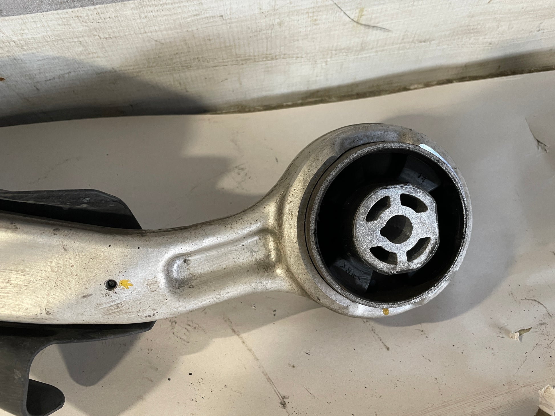 2017 Chevy Camaro SS LH Driver Lower Control Arm OEM - Day's Parts Yard