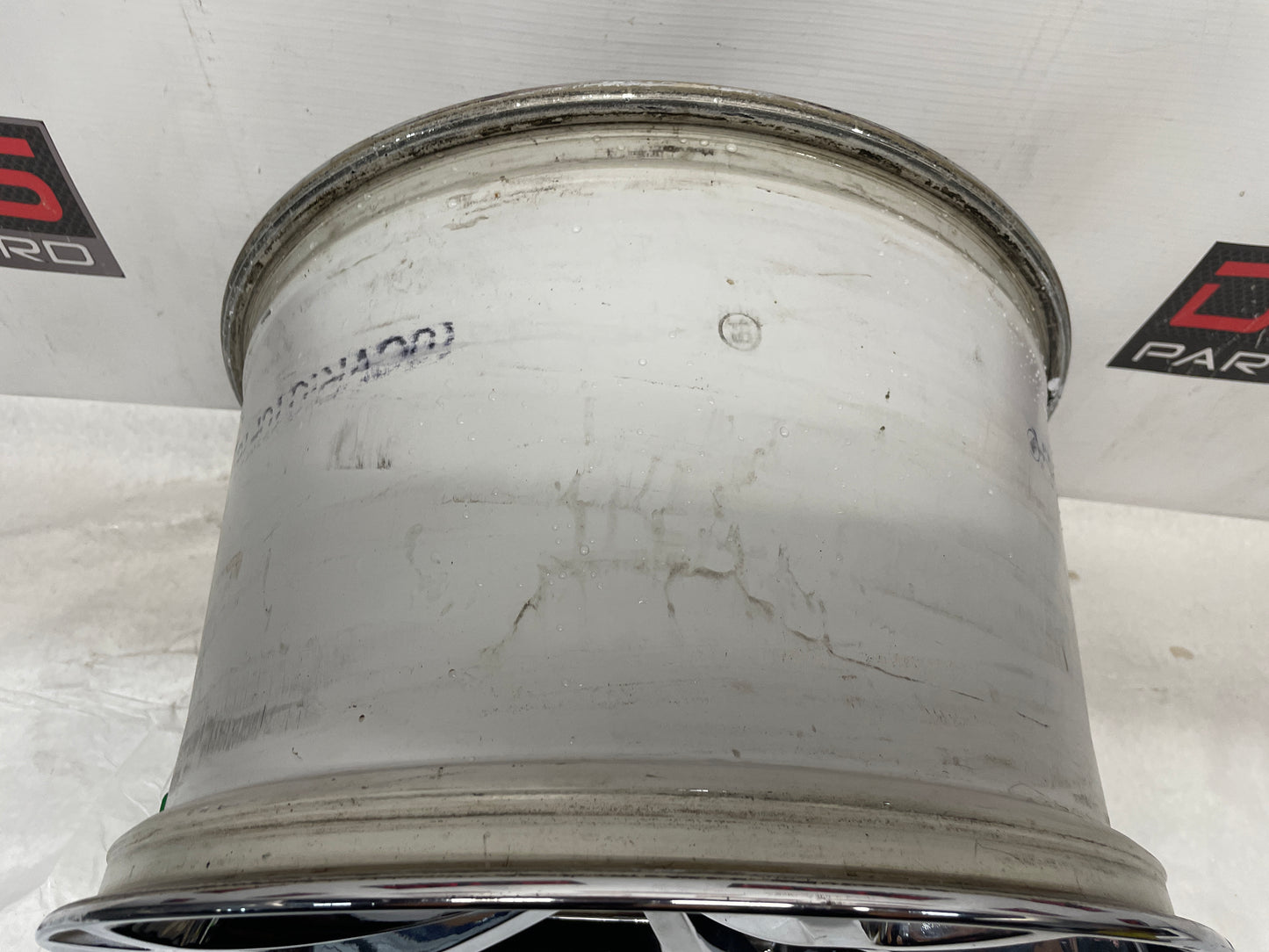 2011 Chevy C6 Corvette Grand Sport Factory OEM Rear Wheel 19X12