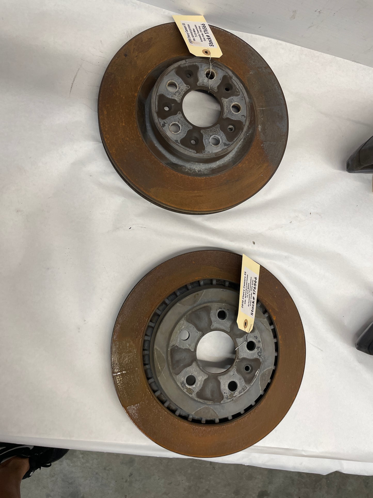 2018 Chevy Camaro SS Front and Rear Calipers w/ Rotors OEM - Day's Parts Yard