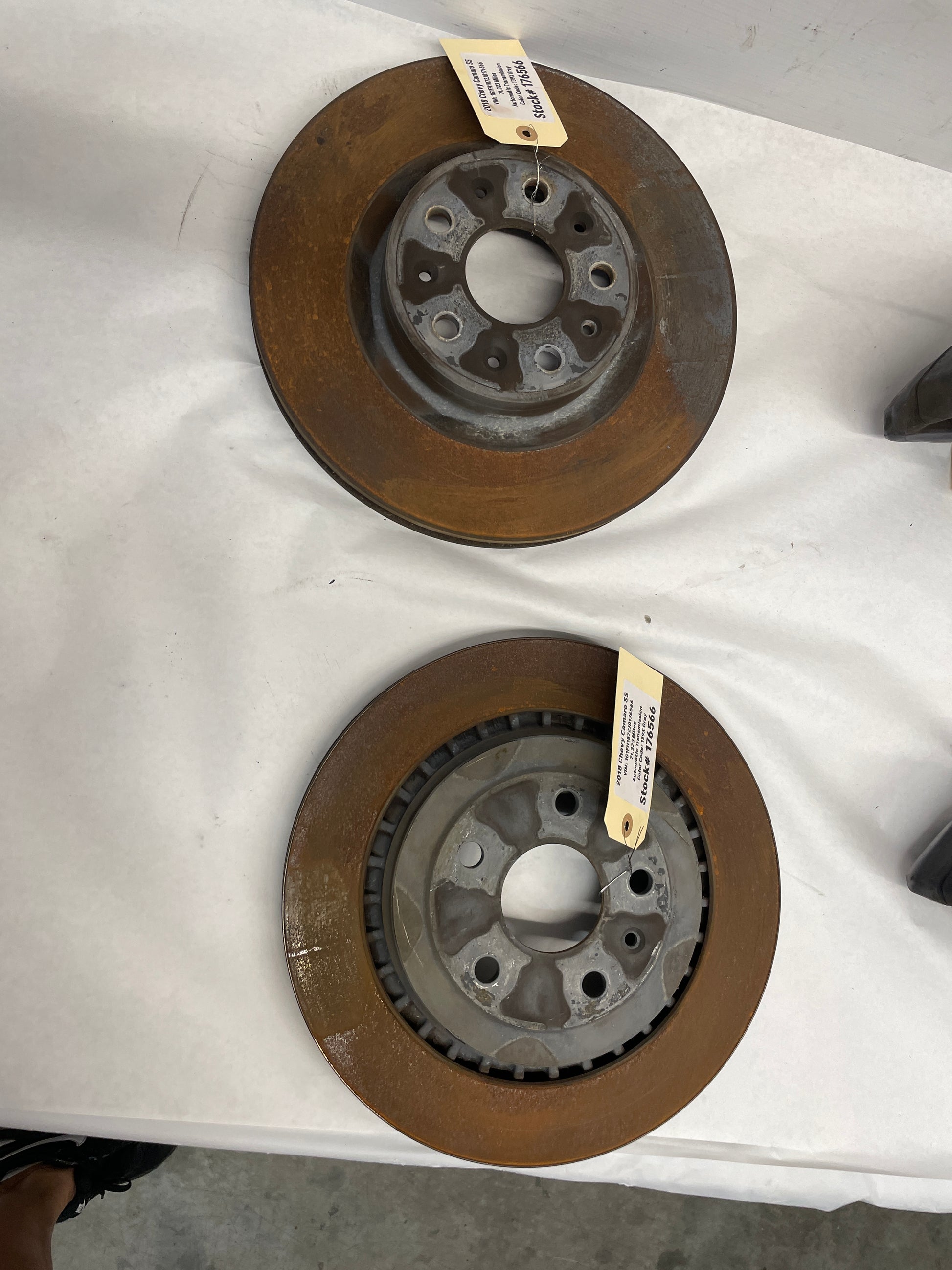 2018 Chevy Camaro SS Front and Rear Calipers w/ Rotors OEM - Day's Parts Yard