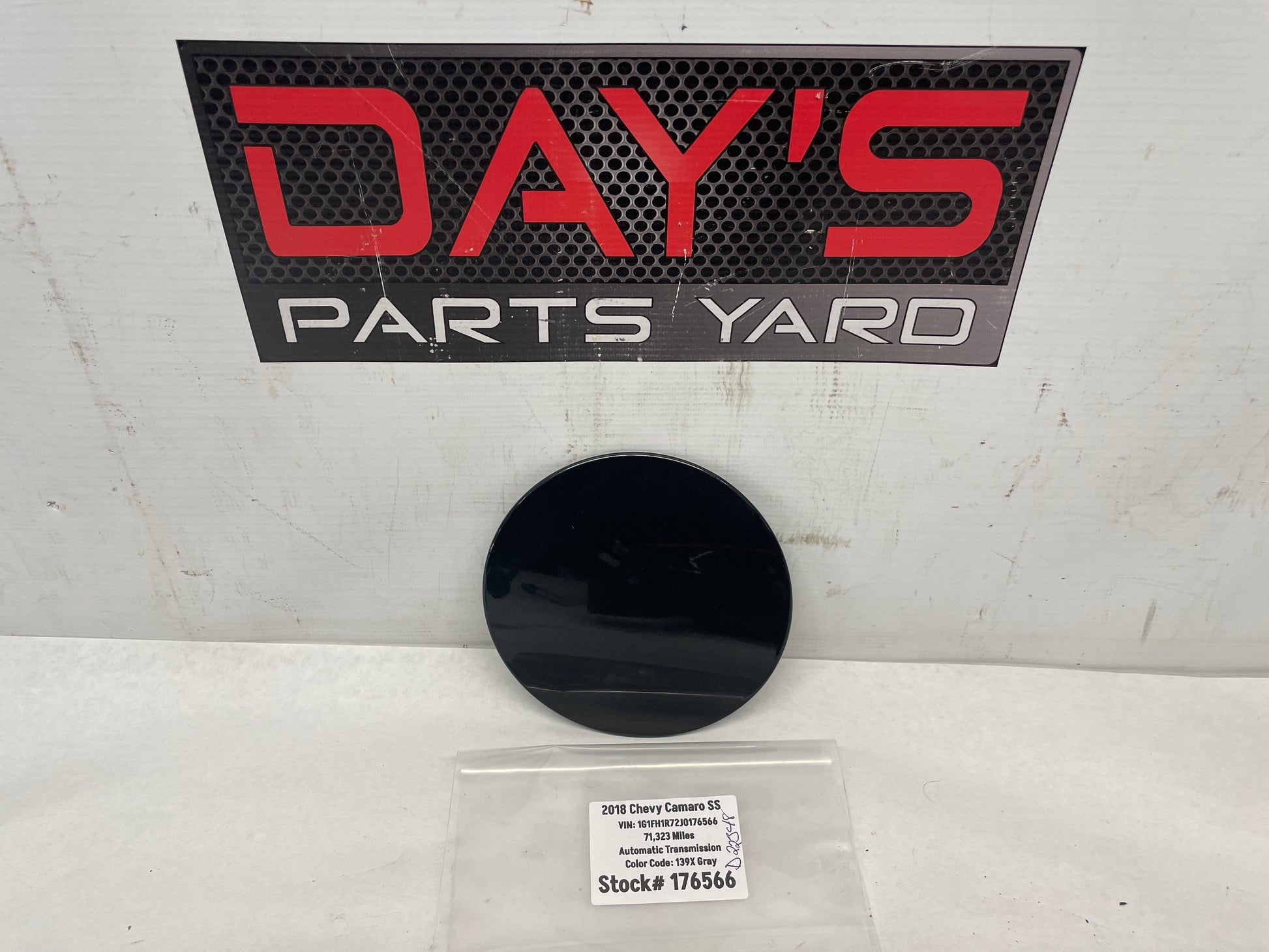 2018 Chevy Camaro SS Fuel Gas Door Cover OEM - Day's Parts Yard