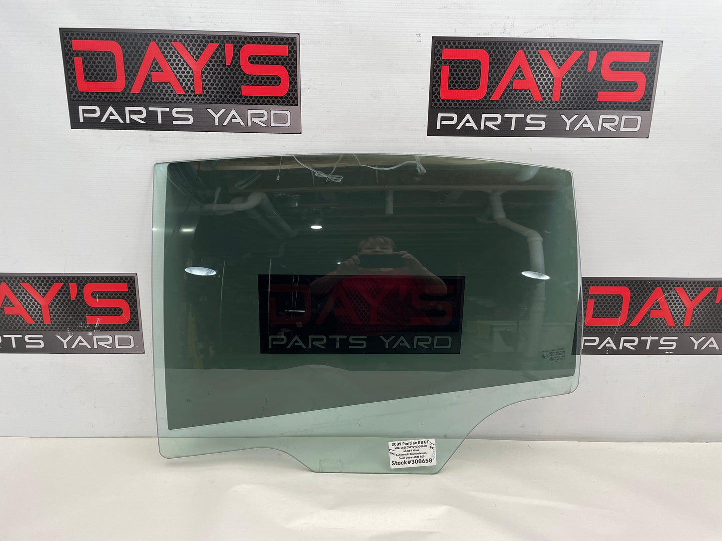 2009 Pontiac G8 GT Rear LH Driver Window Door Glass OEM - Day's Parts Yard