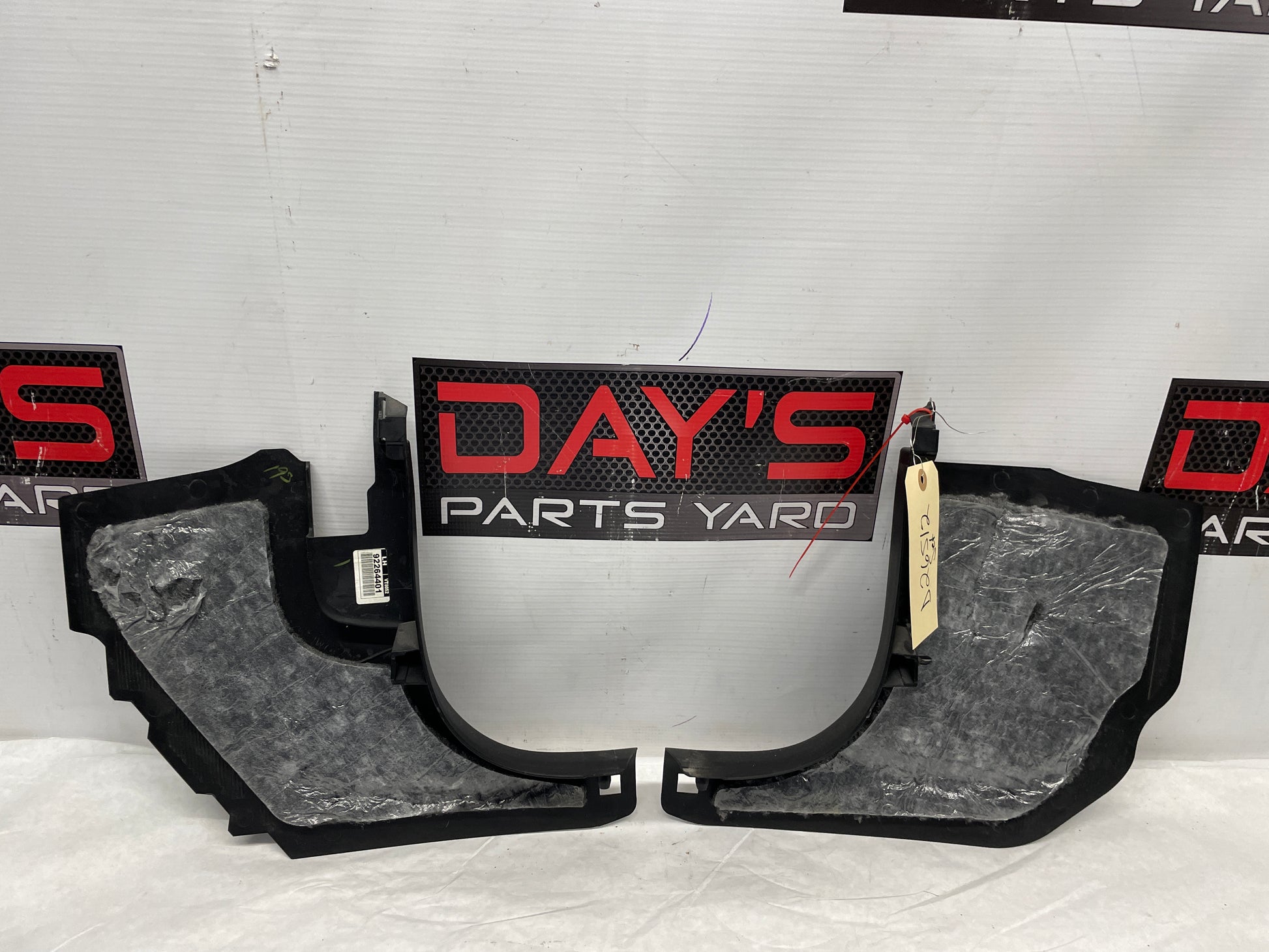 2014 Chevy SS Sedan RH & LH Kick Plate Panel Trim Sill OEM - Day's Parts Yard