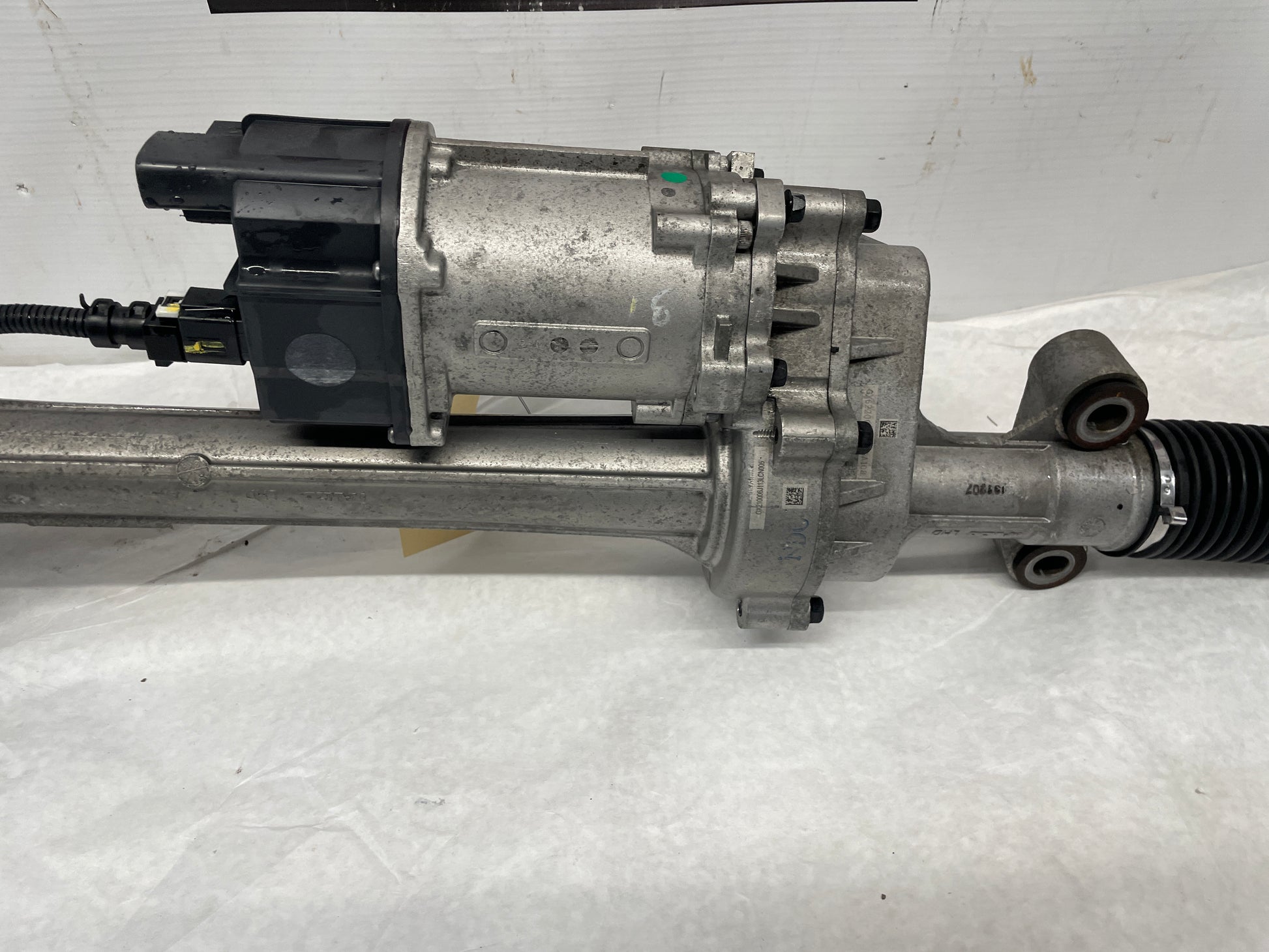 2014 Chevy SS Sedan Electric Power Rack and Pinion Steering Gear OEM - Day's Parts Yard