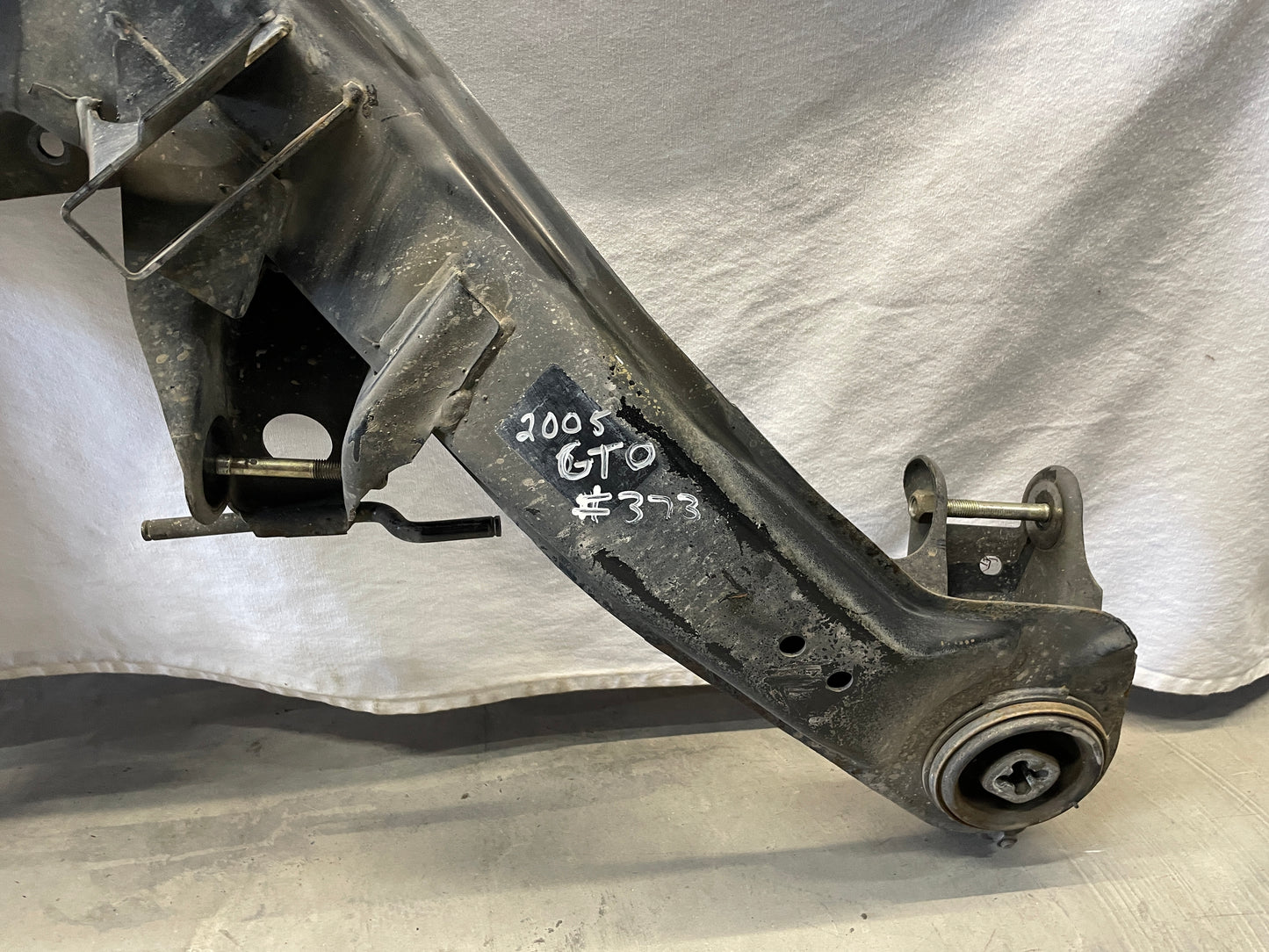 2005 Pontiac GTO Bare Rear Cradle K Member Sub Frame OEM - Day's Parts Yard