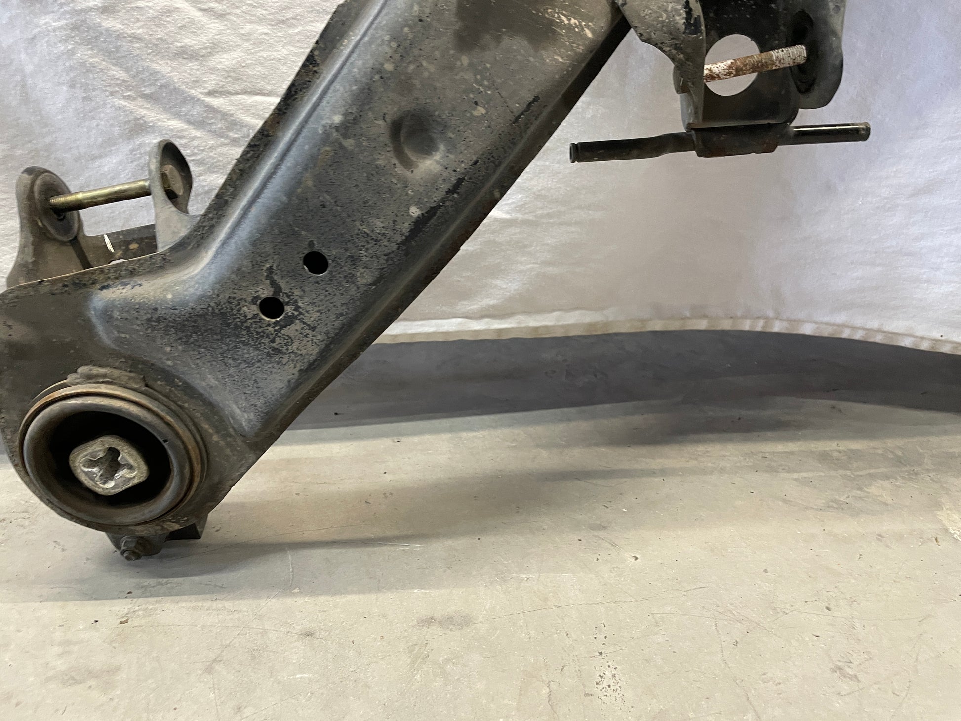 2005 Pontiac GTO Bare Rear Cradle K Member Sub Frame OEM - Day's Parts Yard