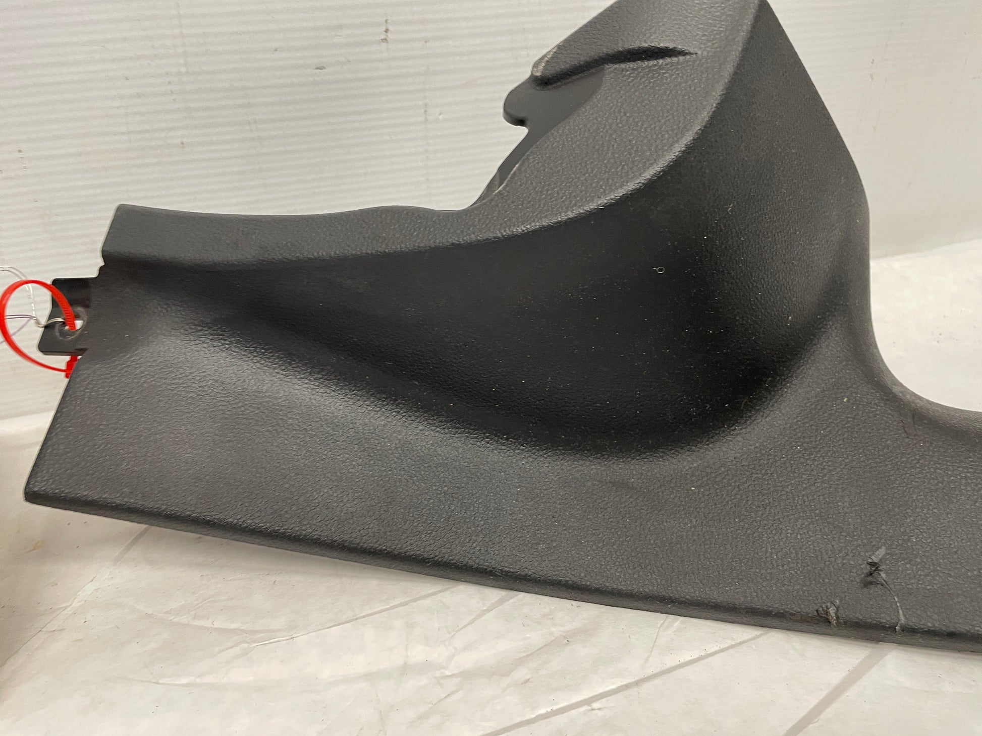 2014 Chevy SS Sedan RH & LH Rear Door interior Carpet Retainer Sill Trim OEM - Day's Parts Yard