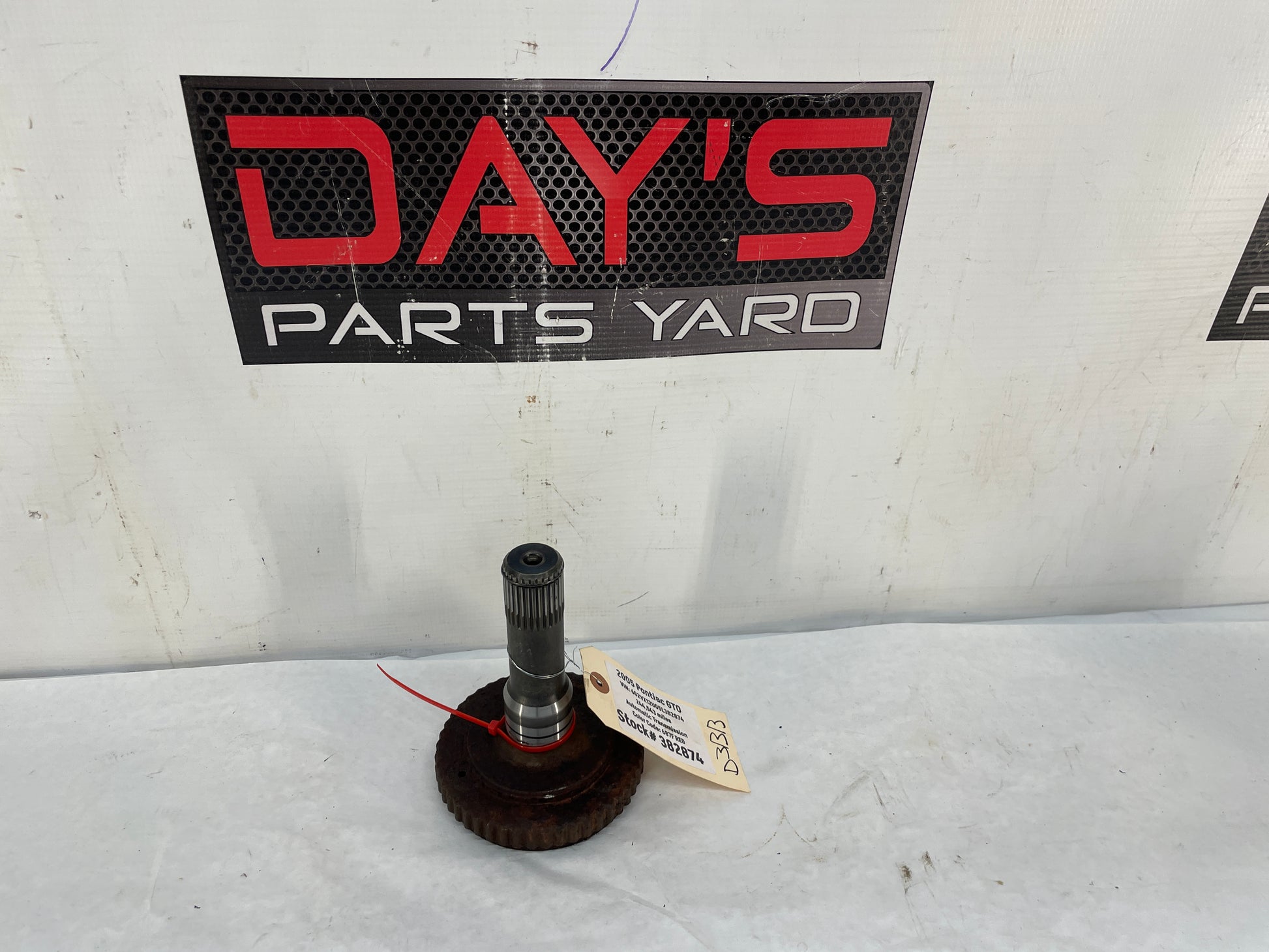 2009 Pontiac G8 RH Passenger Driveshaft Drive Shaft Rear End Shaft OEM - Day's Parts Yard