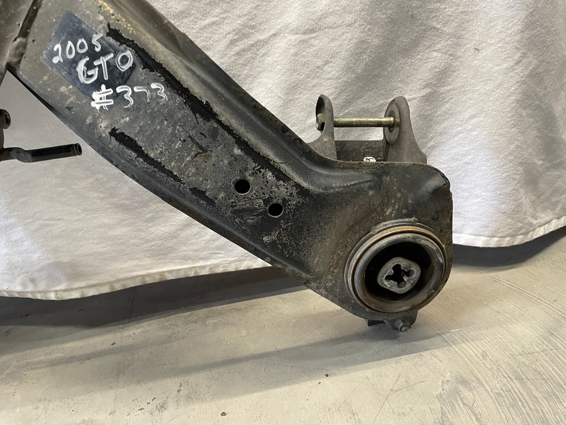 2005 Pontiac GTO Bare Rear Cradle K Member Sub Frame OEM - Day's Parts Yard