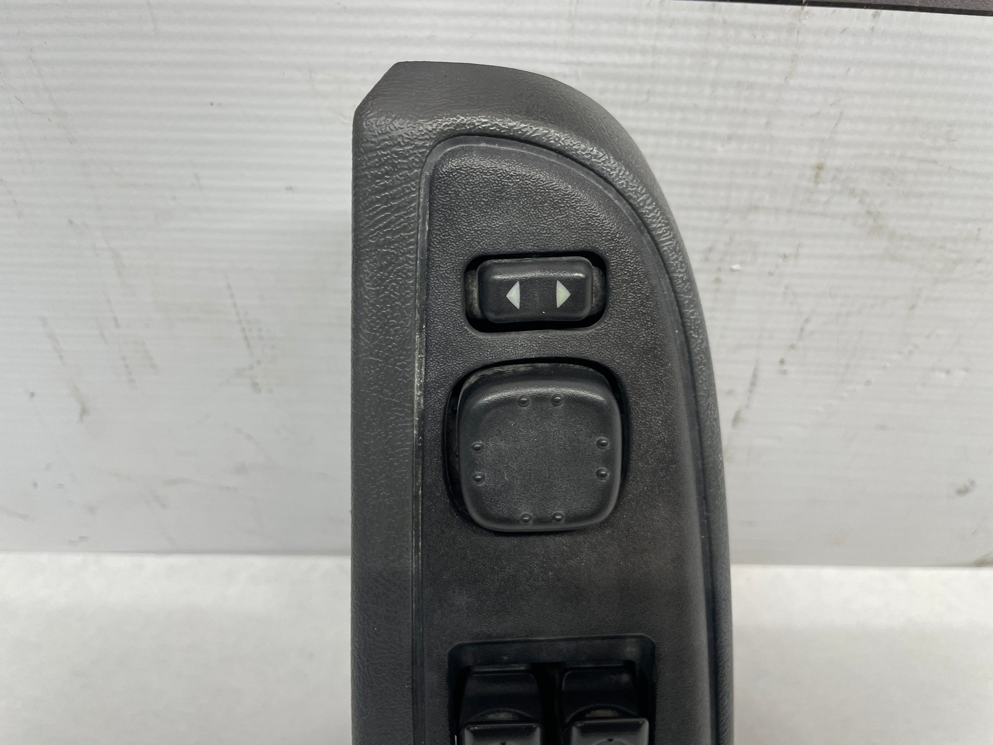 2003 Chevy Silverado C3500 LH Driver Power Window & Door Lock Switch OEM - Day's Parts Yard