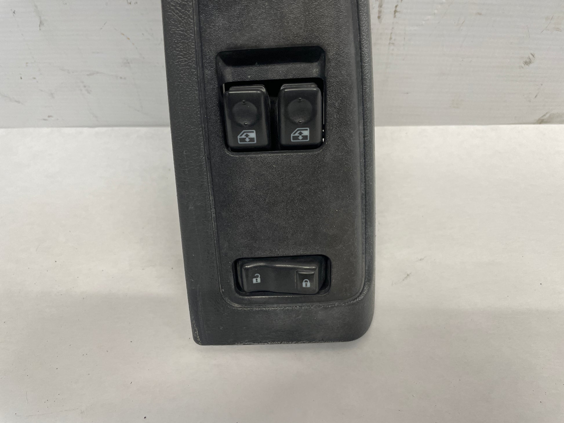 2003 Chevy Silverado C3500 LH Driver Power Window & Door Lock Switch OEM - Day's Parts Yard