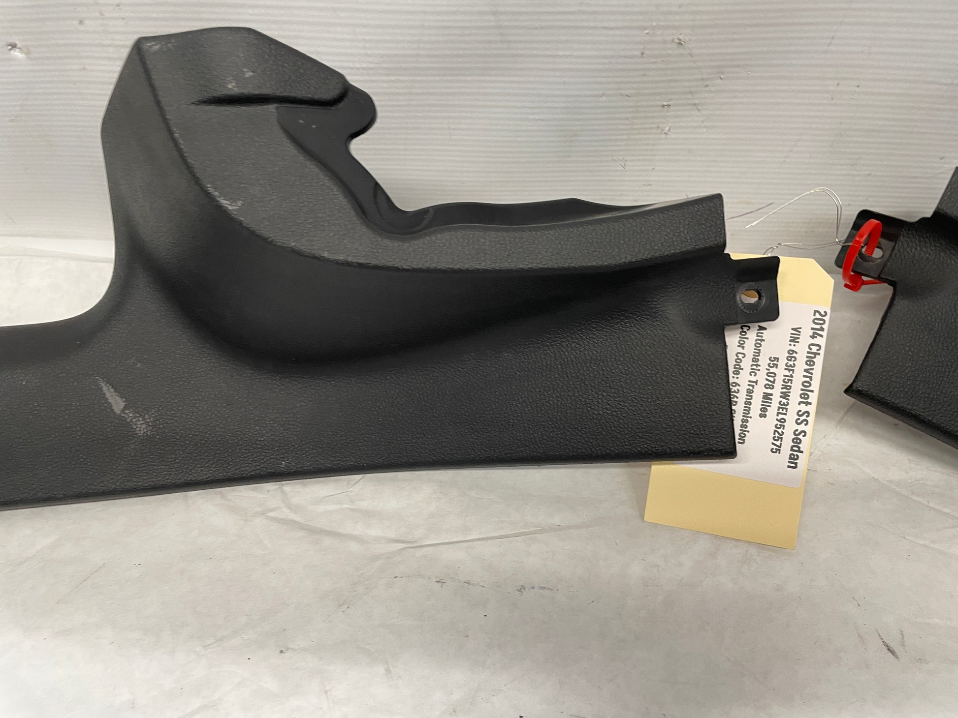 2014 Chevy SS Sedan RH & LH Rear Door interior Carpet Retainer Sill Trim OEM - Day's Parts Yard