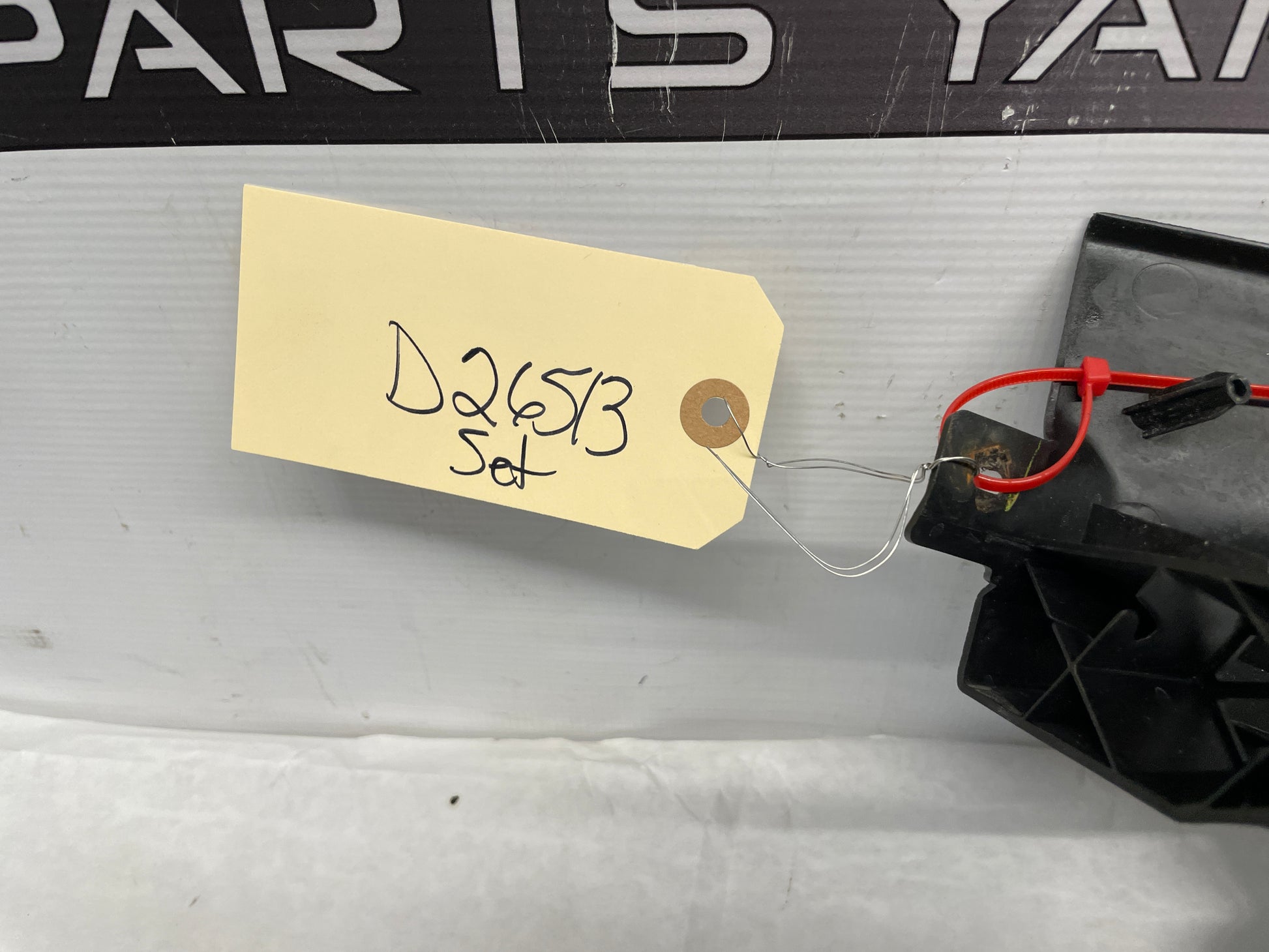 2014 Chevy SS Sedan RH & LH Rear Door interior Carpet Retainer Sill Trim OEM - Day's Parts Yard