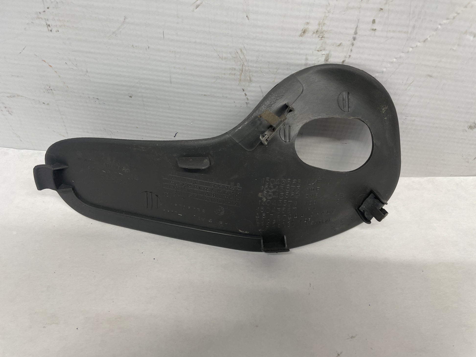 2003 Chevy Silverado C3500 LH Driver Interior Door Handle Bezel OEM - Day's Parts Yard