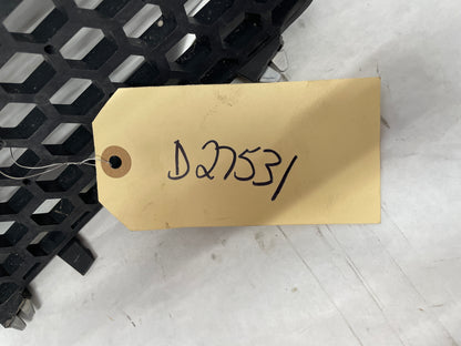 2009 Pontiac G8 LH Driver Front Bumper Upper Kidney Grilles Inserts OEM - Day's Parts Yard