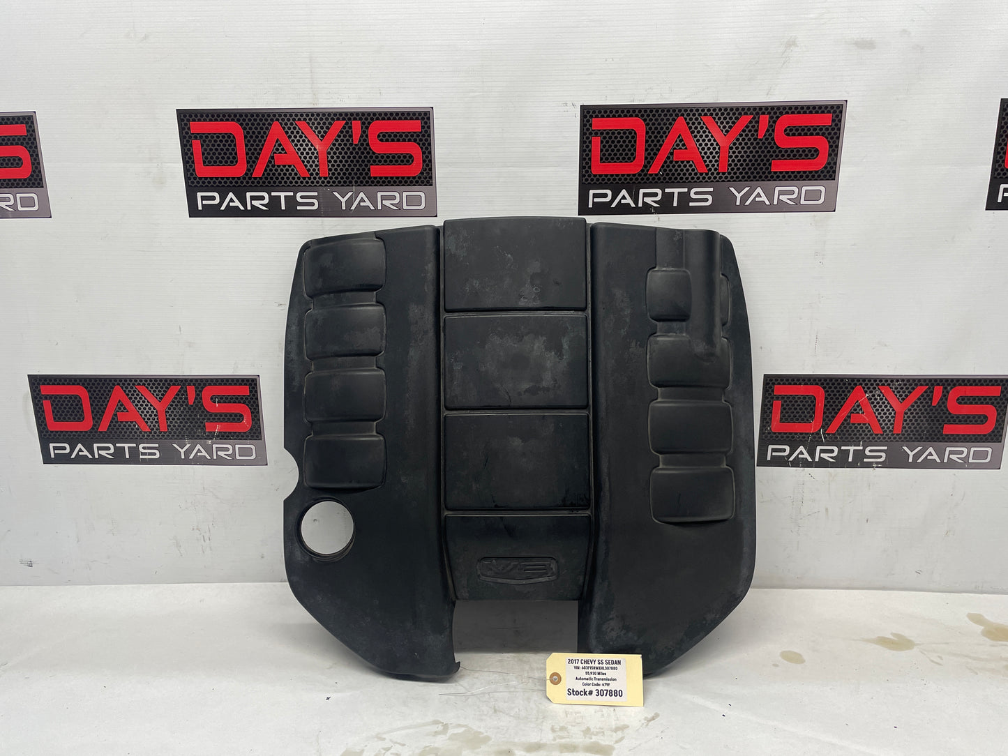 2017 Chevy SS Sedan Engine Motor Intake Coils Cover OEM - Day's Parts Yard