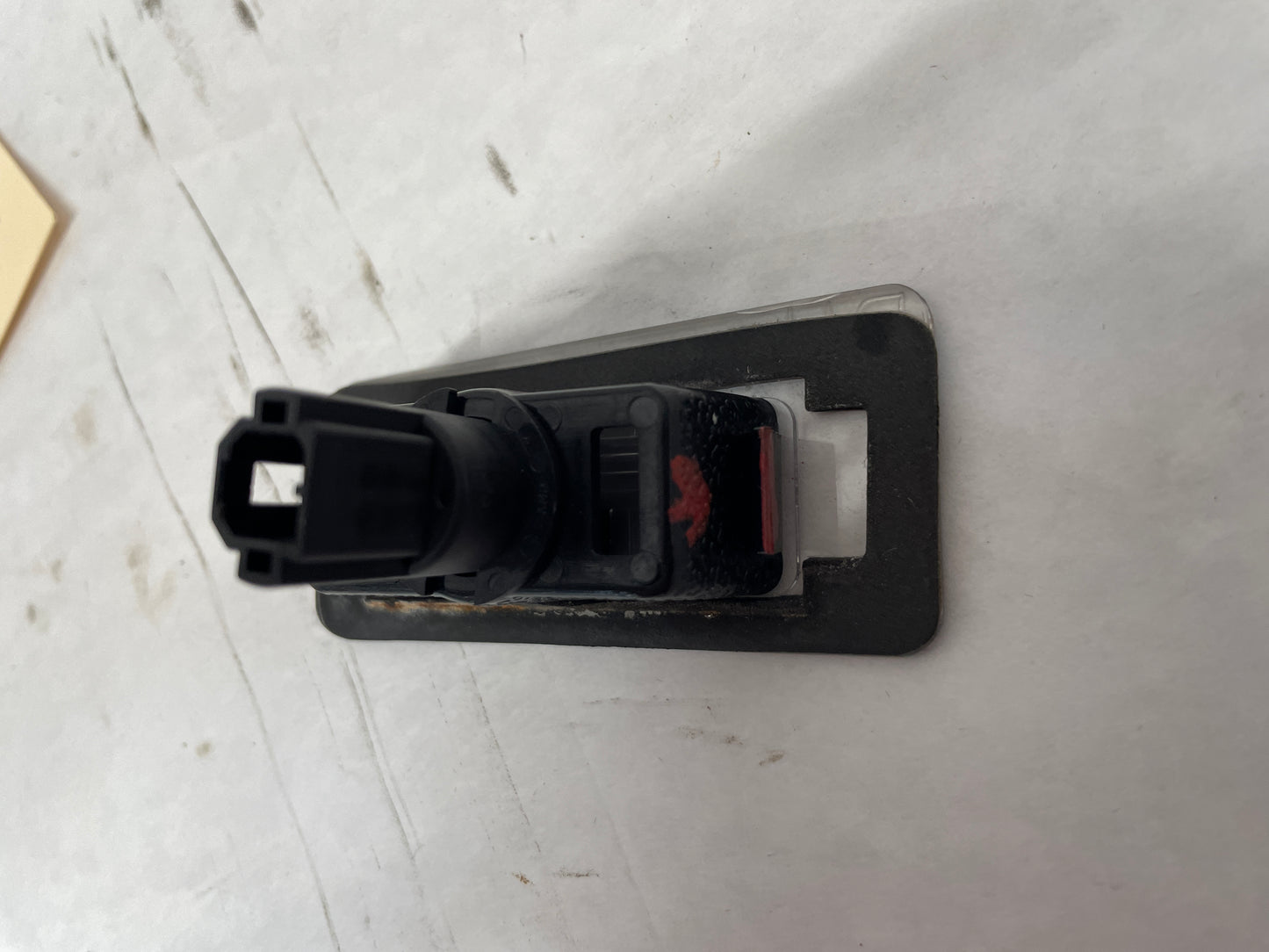 2009 Pontiac G8 LH Driver License Plate Tag Light OEM - Day's Parts Yard