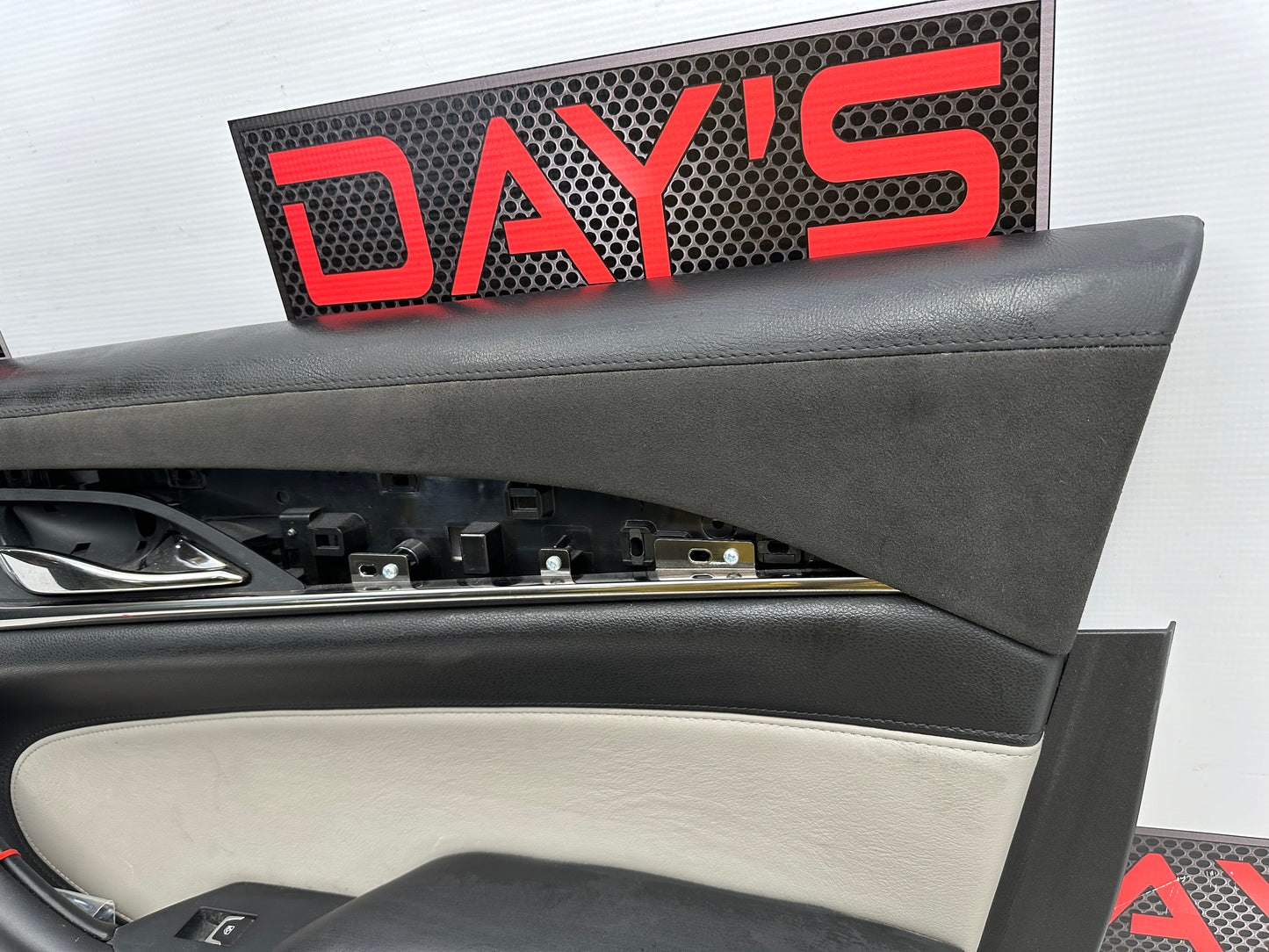 2016 Cadillac CTS-V Front RH Door Panel OEM