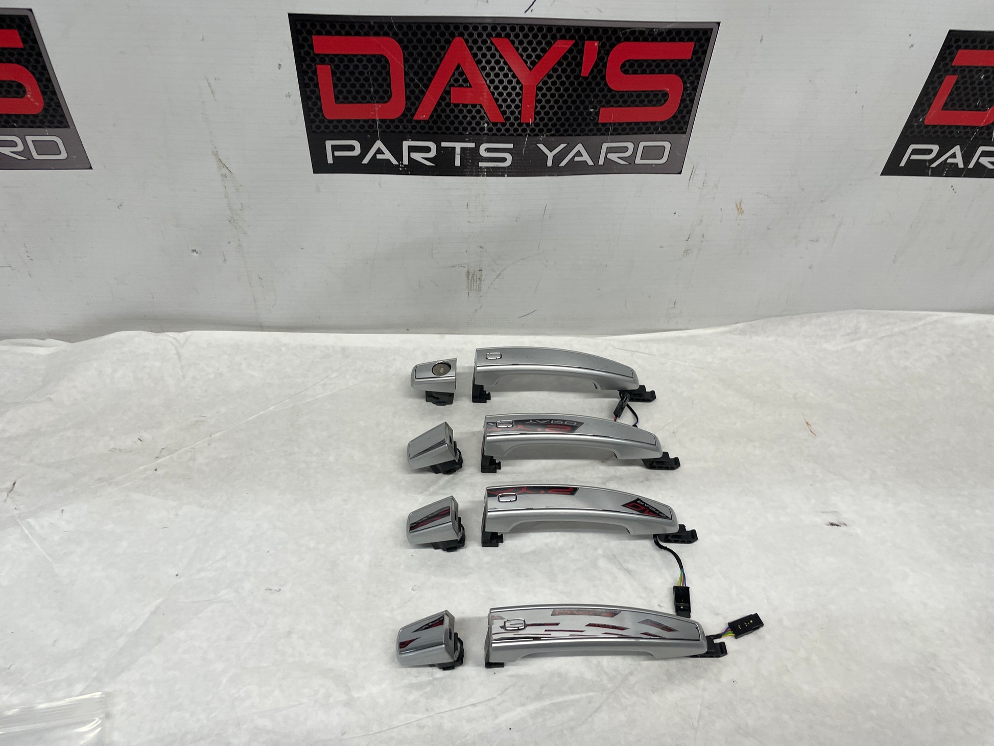 2014 Chevy SS Sedan Exterior Door Handle Set Silver/ Chrome OEM - Day's Parts Yard