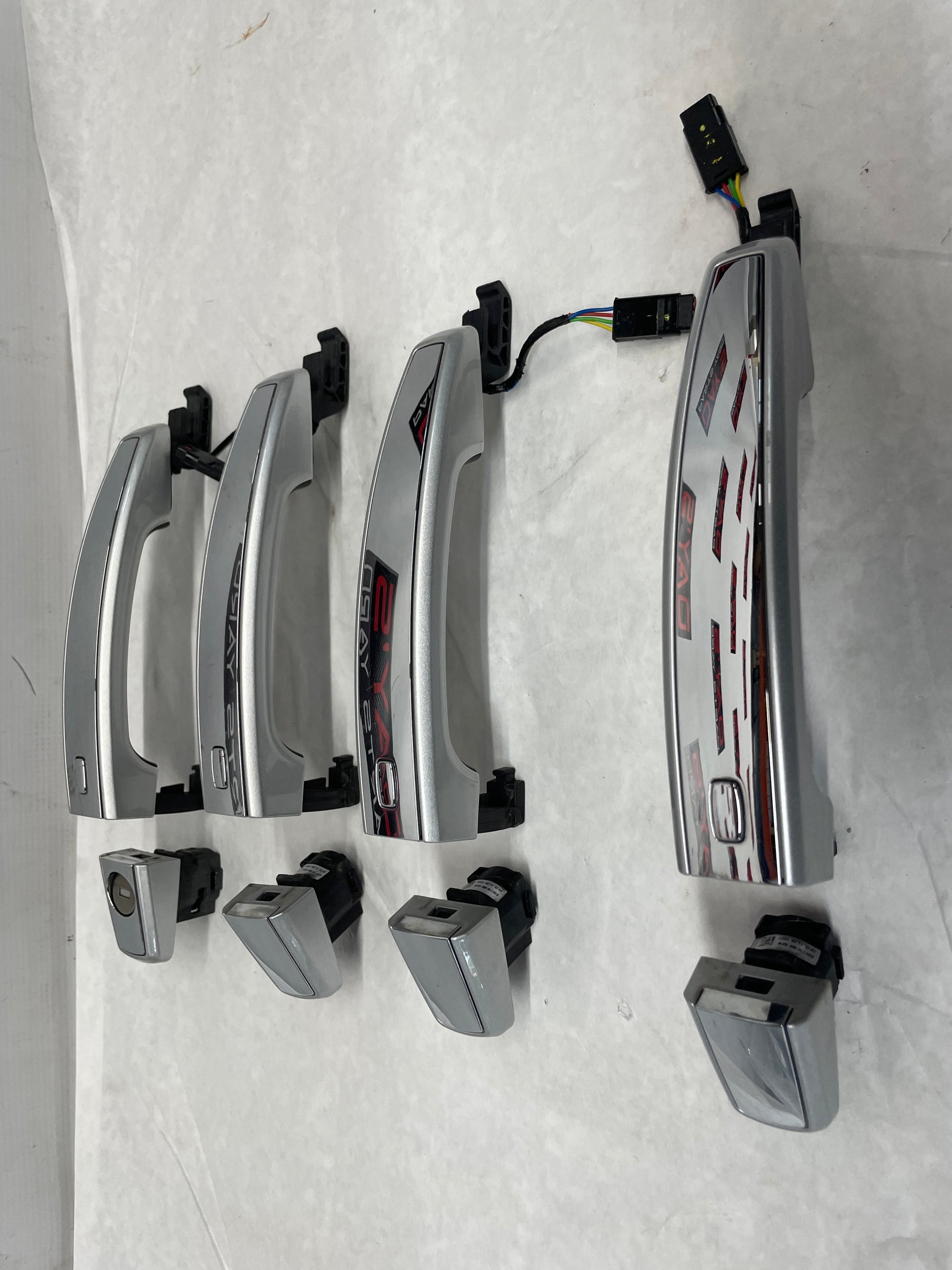 2014 Chevy SS Sedan Exterior Door Handle Set Silver/ Chrome OEM - Day's Parts Yard