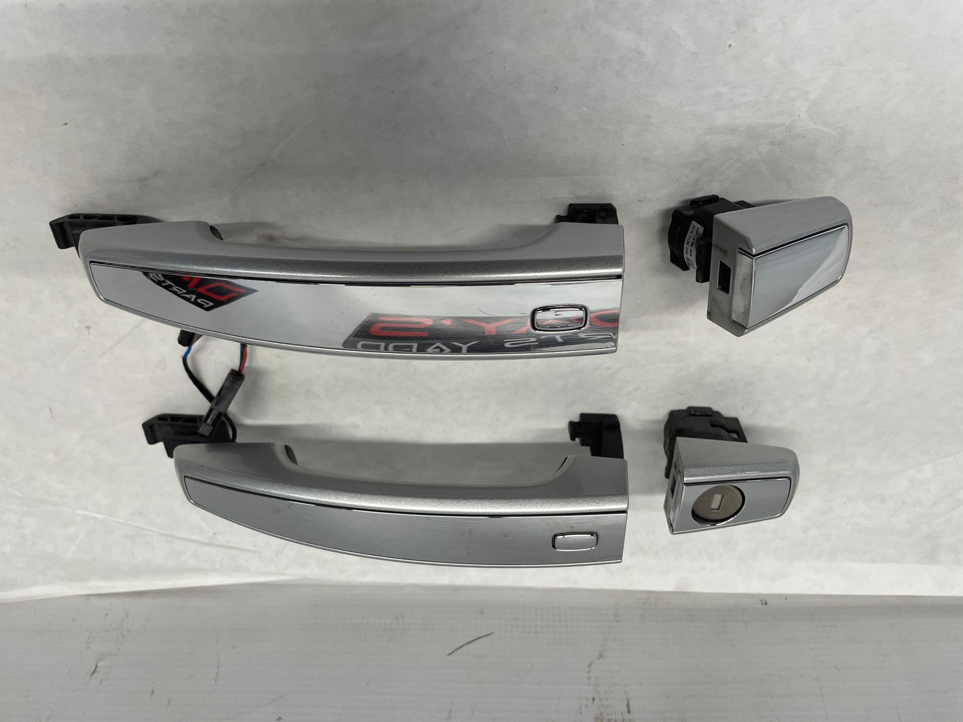 2014 Chevy SS Sedan Exterior Door Handle Set Silver/ Chrome OEM - Day's Parts Yard
