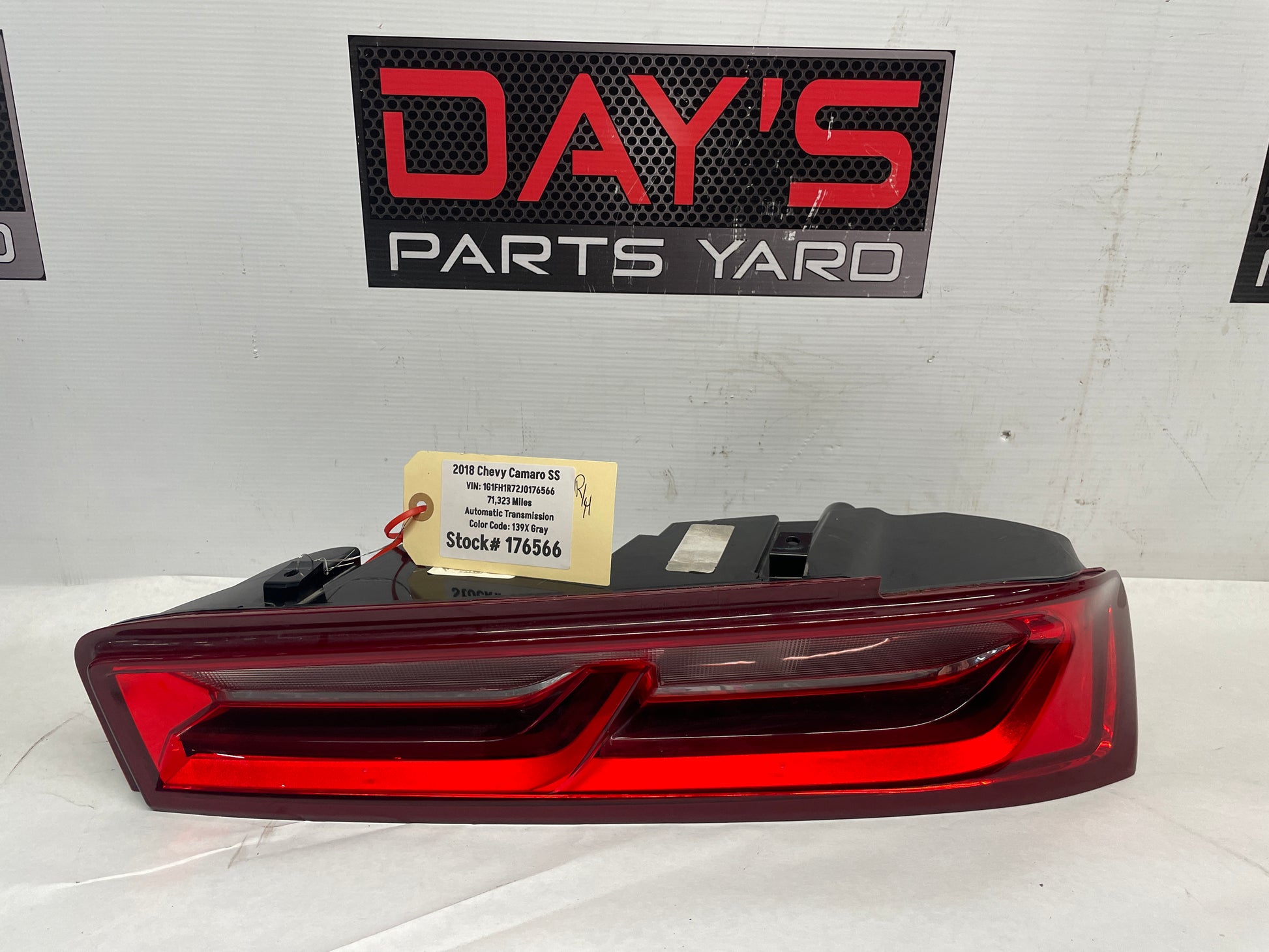 2018 Chevy Camaro SS RH Passenger Tail Light Taillight Lamp OEM - Day's Parts Yard