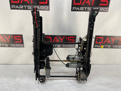 2009 Pontiac G8 RH Passenger Front Seat Track Frame Electric OEM - Day's Parts Yard