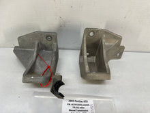 2005 Pontiac GTO RH & LH Engine Motor Mount Bracket Stands OEM - Day's Parts Yard