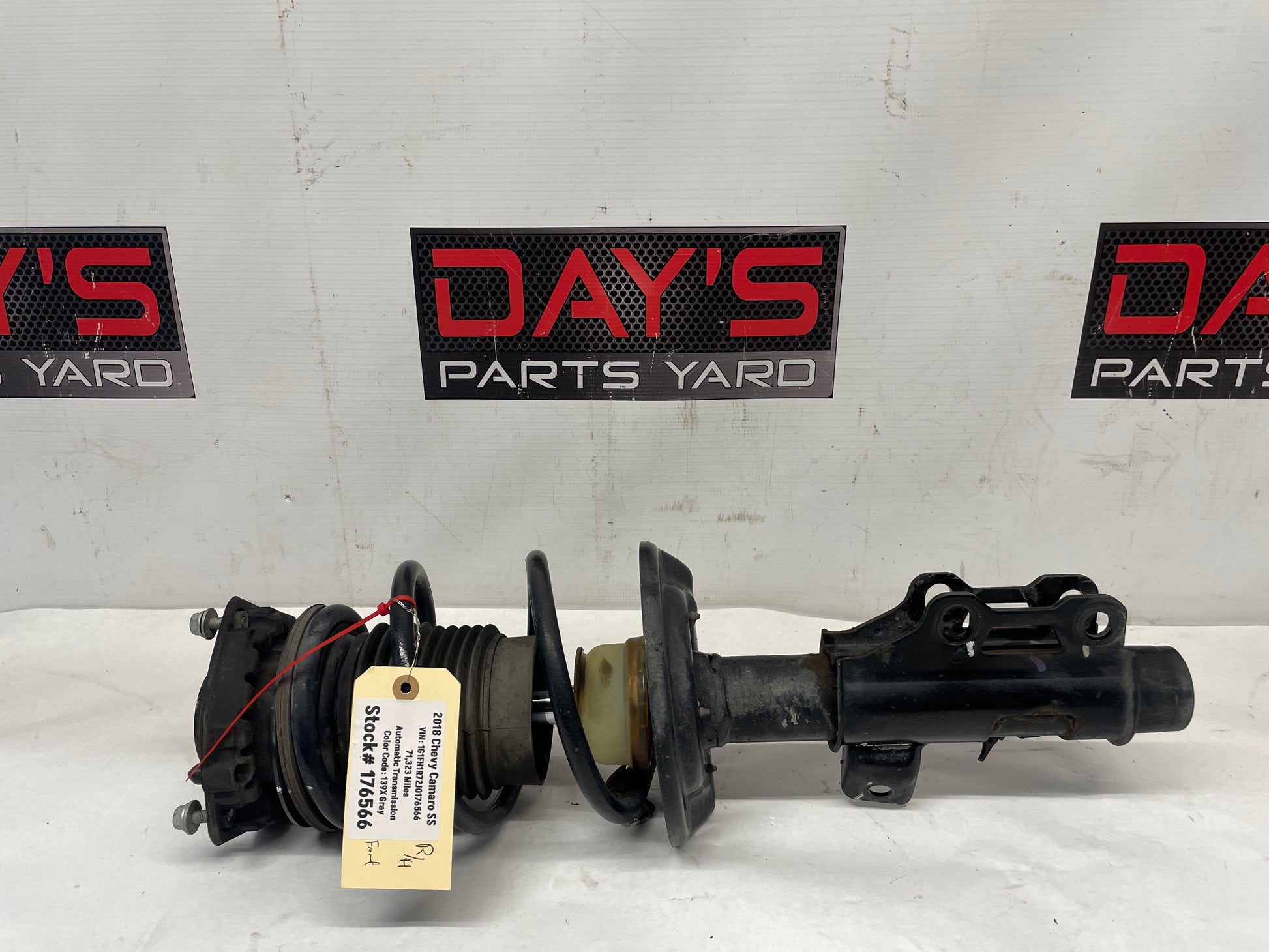 2018 Chevy Camaro SS Front RH Passenger Strut Assembly OEM - Day's Parts Yard