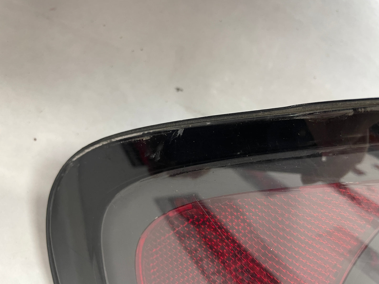 2006 Pontiac GTO RH Passenger Tail Light Taillight Lamp OEM