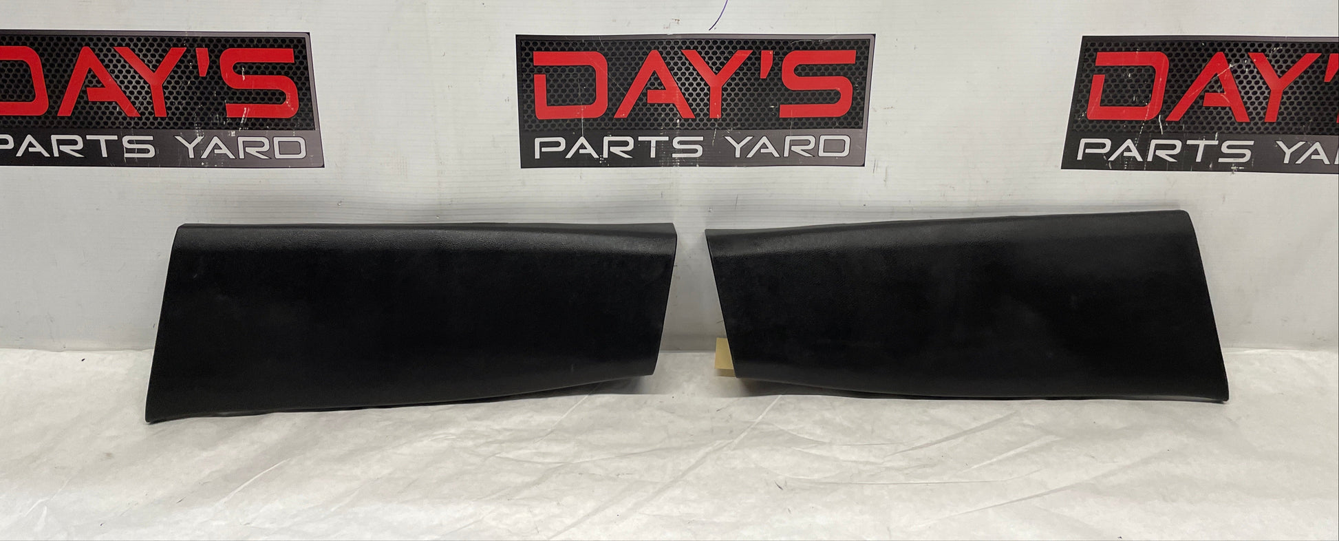 2014 Chevy SS Sedan RH & LH Interior B Pillar Center Trim Cover Molding Panel OEM - Day's Parts Yard