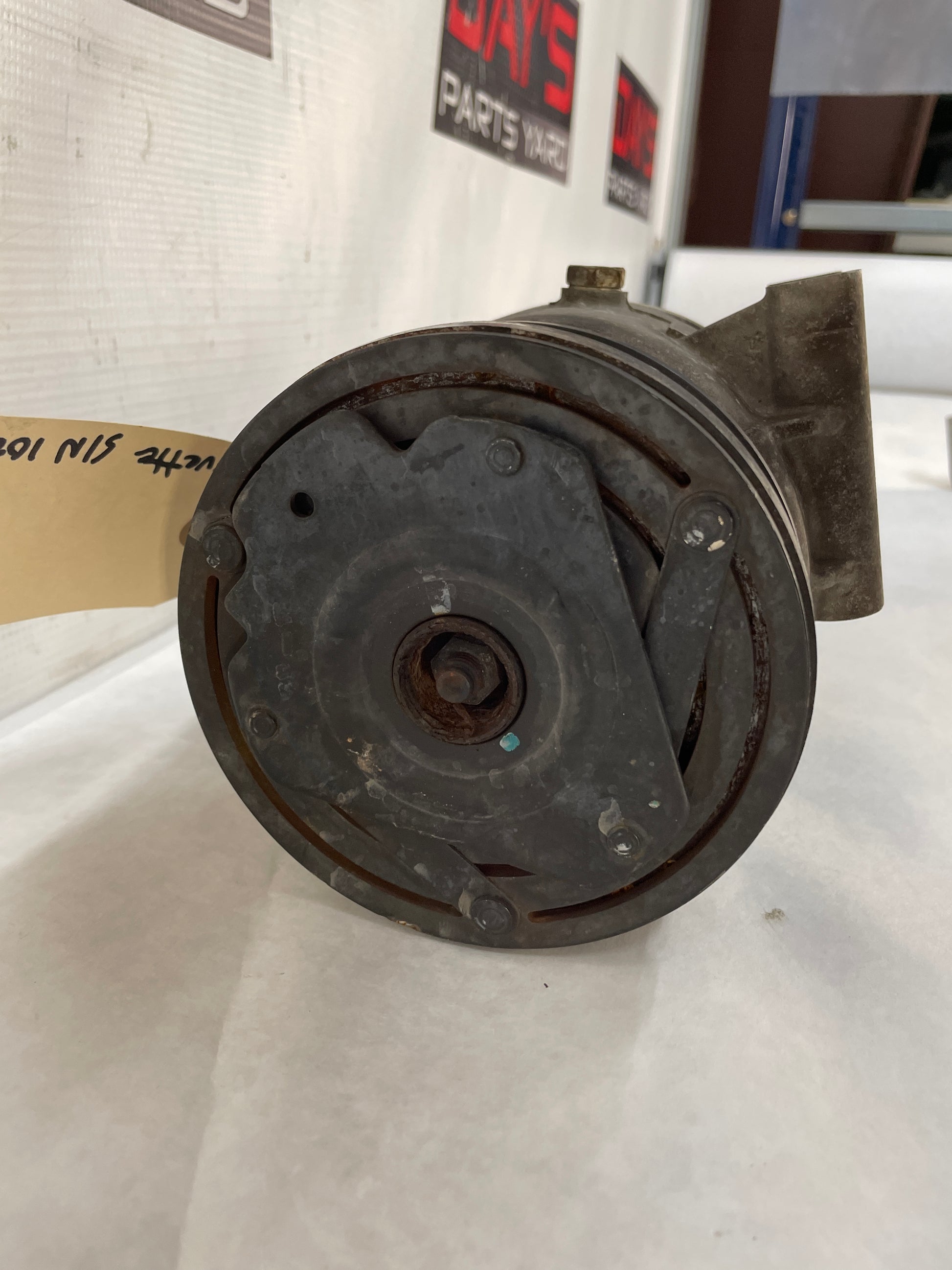 2004 Chevy C5 Corvette A/C Air Conditioner Compressor OEM - Day's Parts Yard