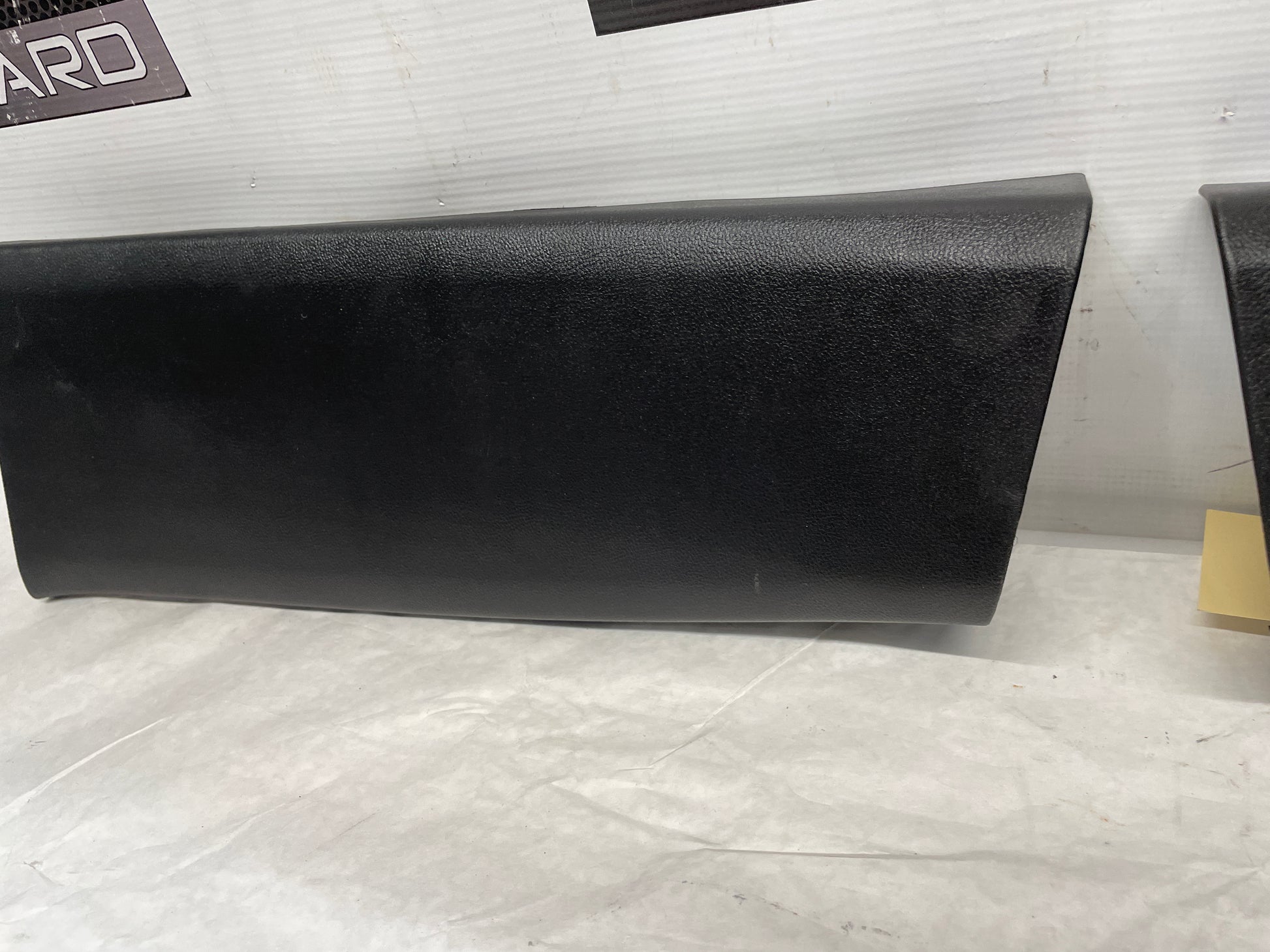 2014 Chevy SS Sedan RH & LH Interior B Pillar Center Trim Cover Molding Panel OEM - Day's Parts Yard