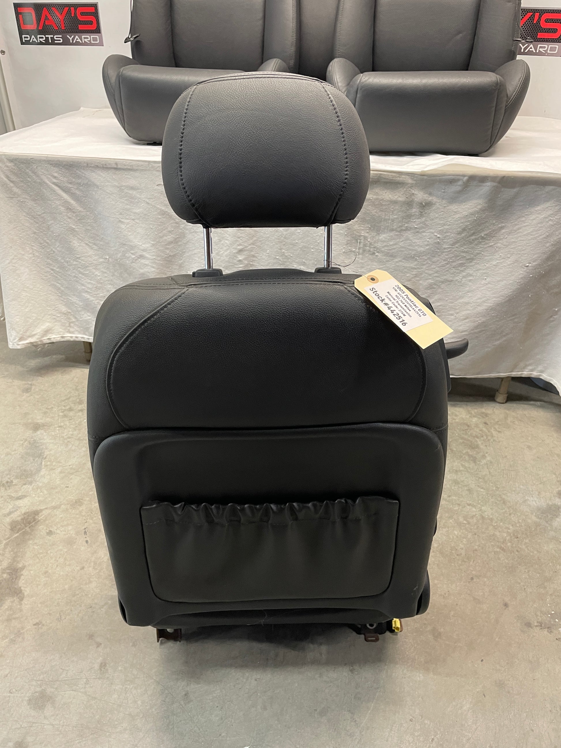 2005 Pontiac GTO Seats Front and Rears Black Leather OEM - Day's Parts Yard