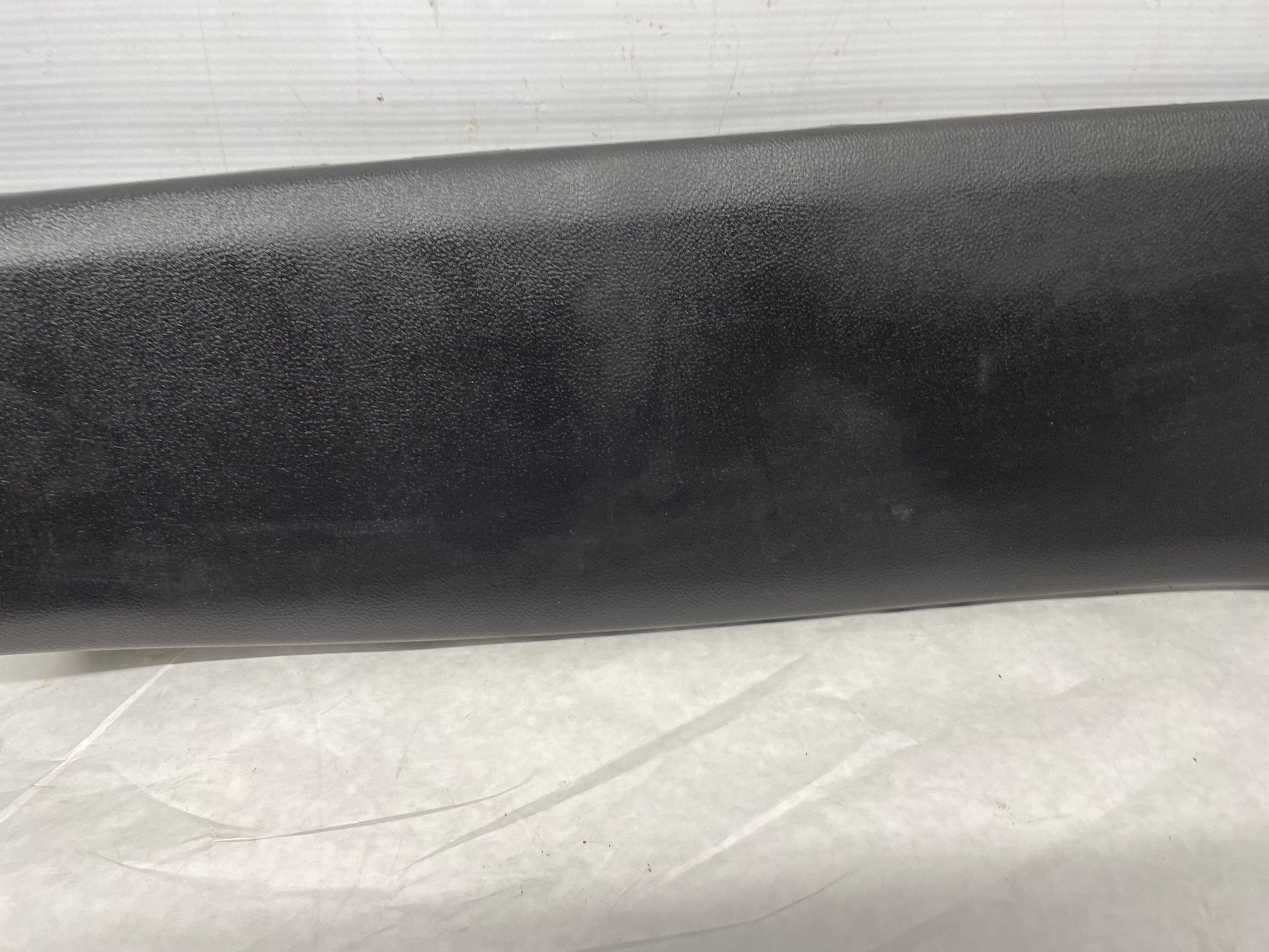 2014 Chevy SS Sedan RH & LH Interior B Pillar Center Trim Cover Molding Panel OEM - Day's Parts Yard