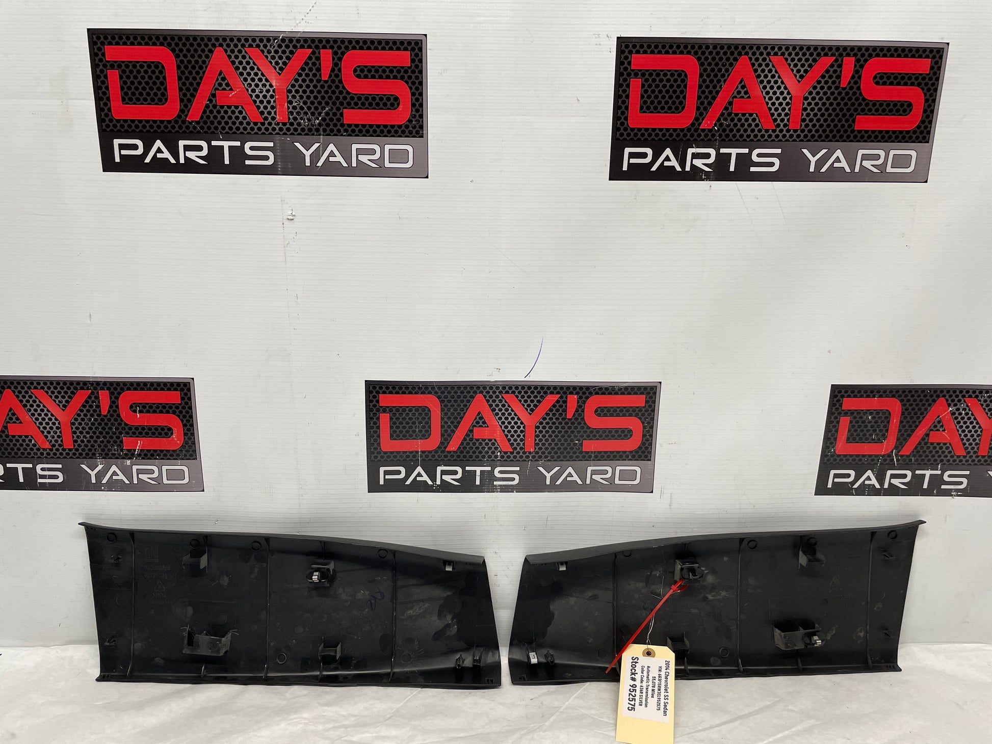 2014 Chevy SS Sedan RH & LH Interior B Pillar Center Trim Cover Molding Panel OEM - Day's Parts Yard