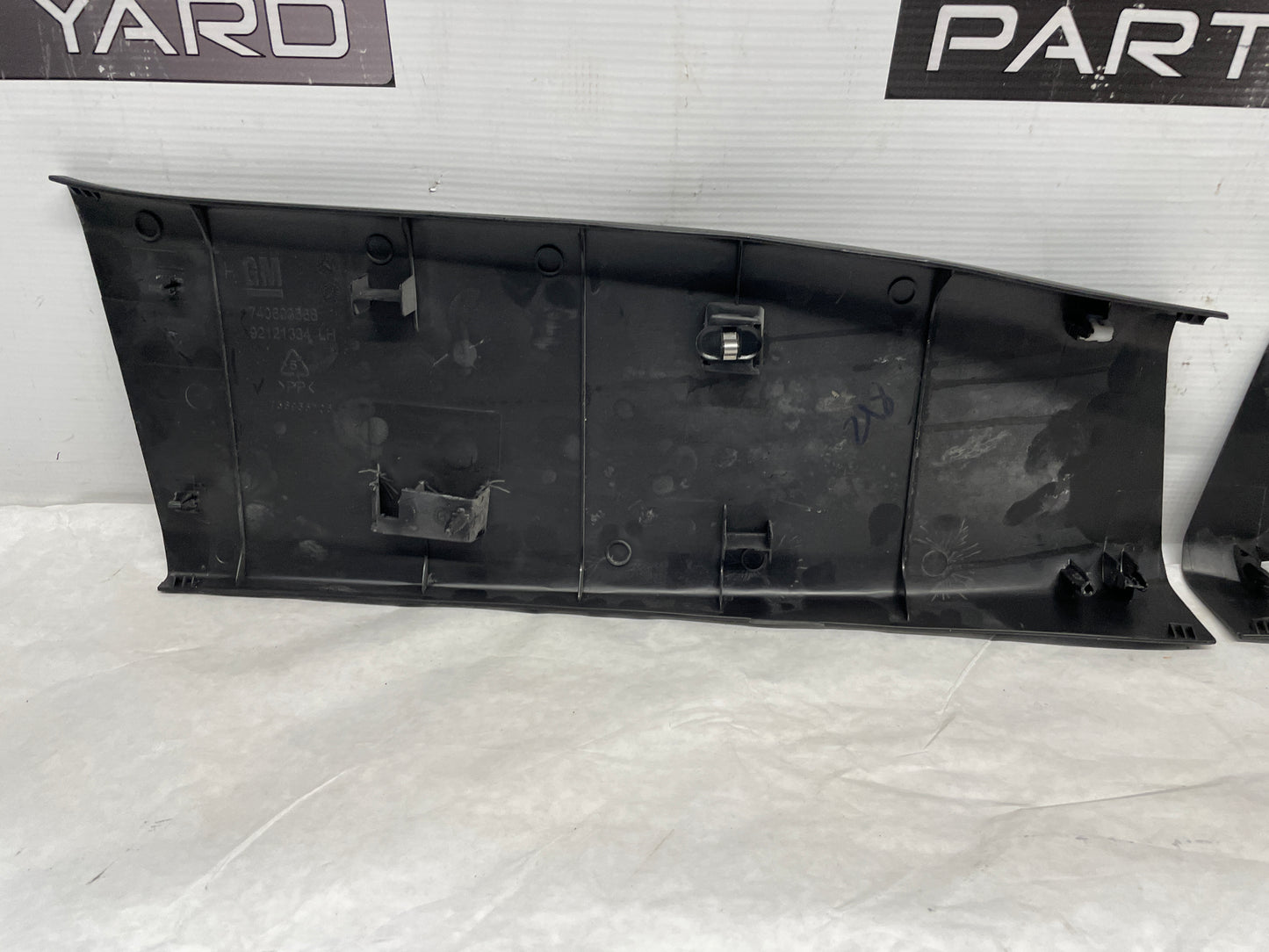 2014 Chevy SS Sedan RH & LH Interior B Pillar Center Trim Cover Molding Panel OEM - Day's Parts Yard
