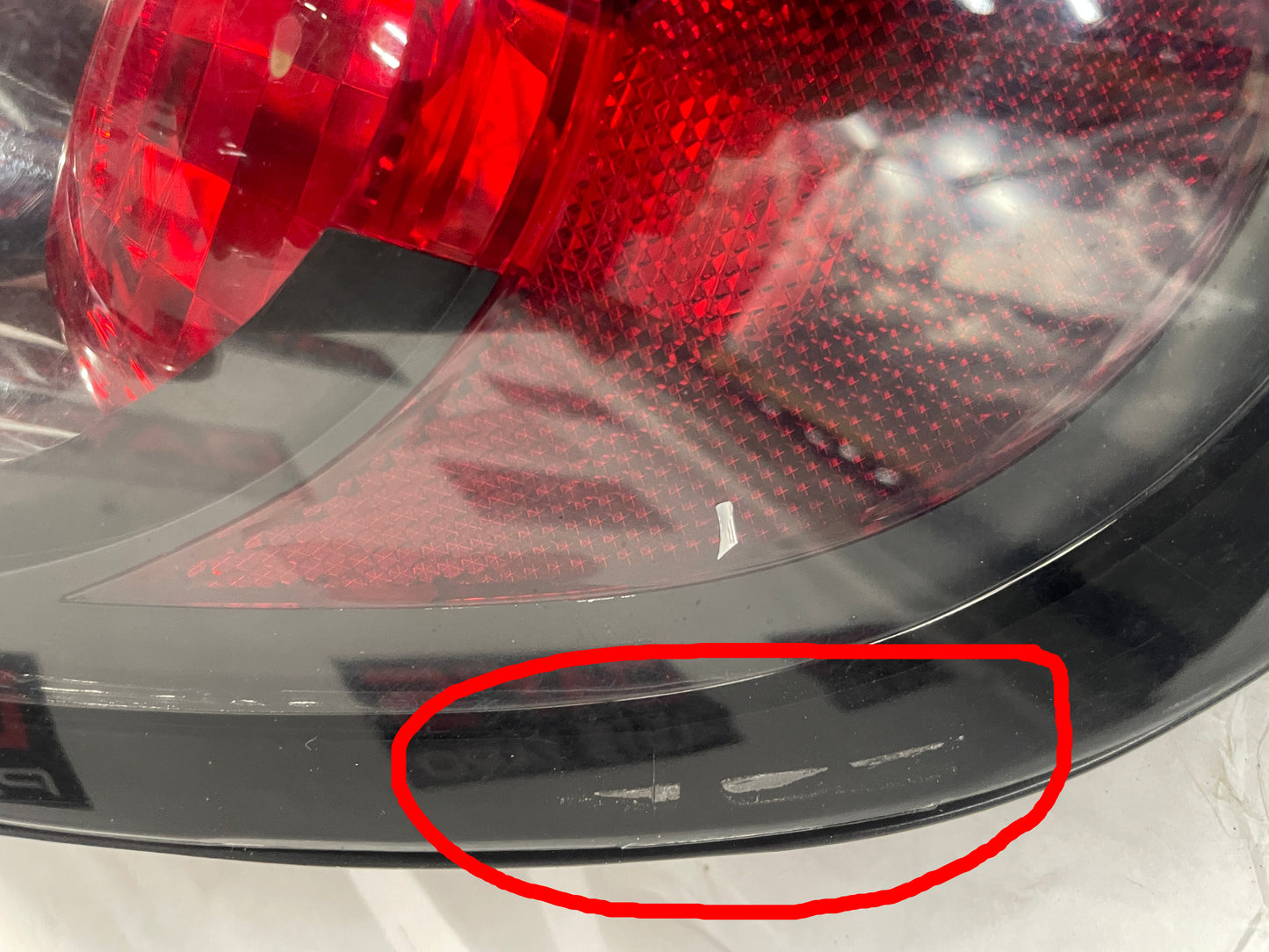 2006 Pontiac GTO LH Driver Tail Light Taillight Lamp OEM