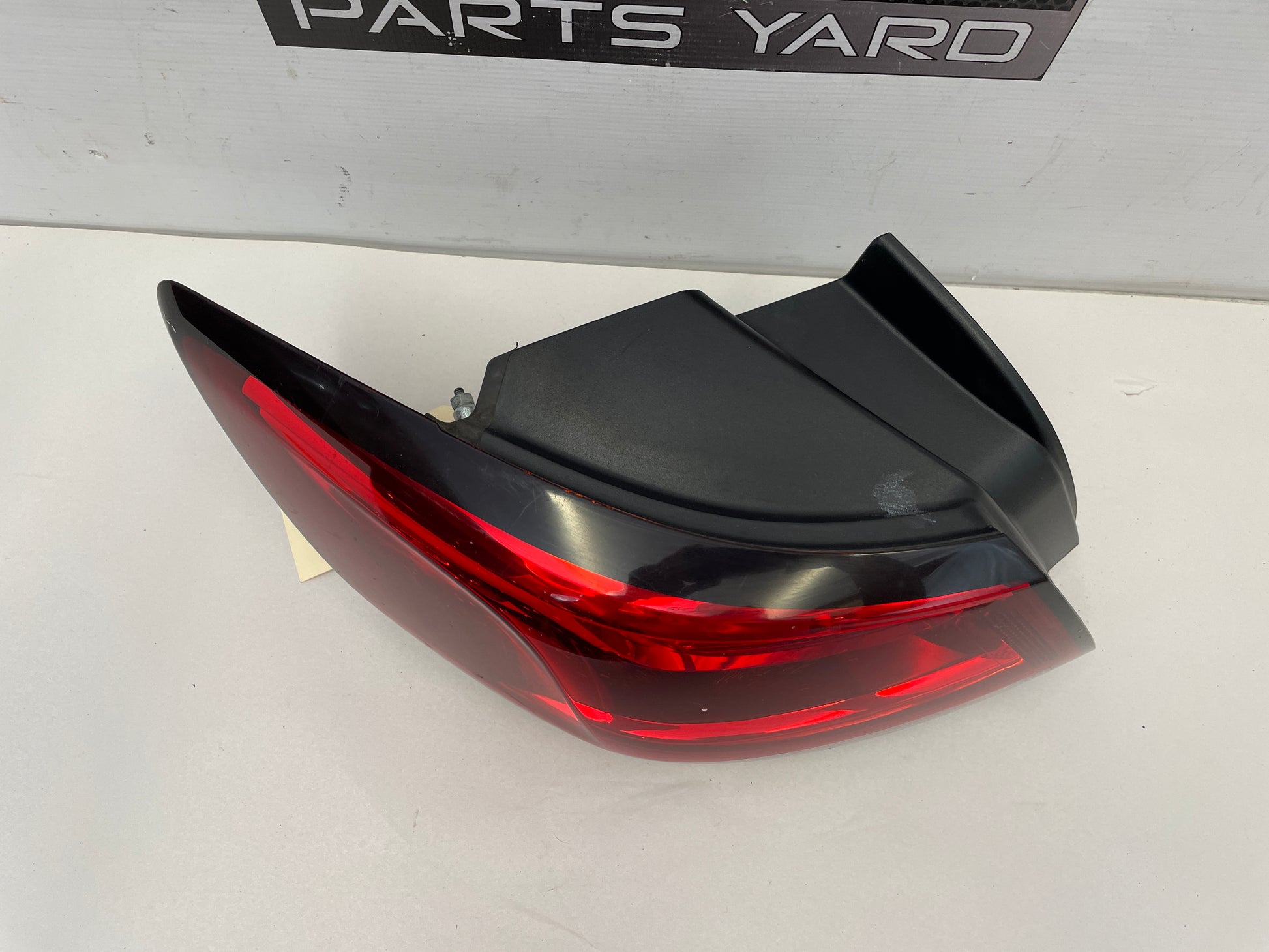 2017 Chevy SS Sedan LH Driver Tail Light Taillight Lamp OEM - Day's Parts Yard