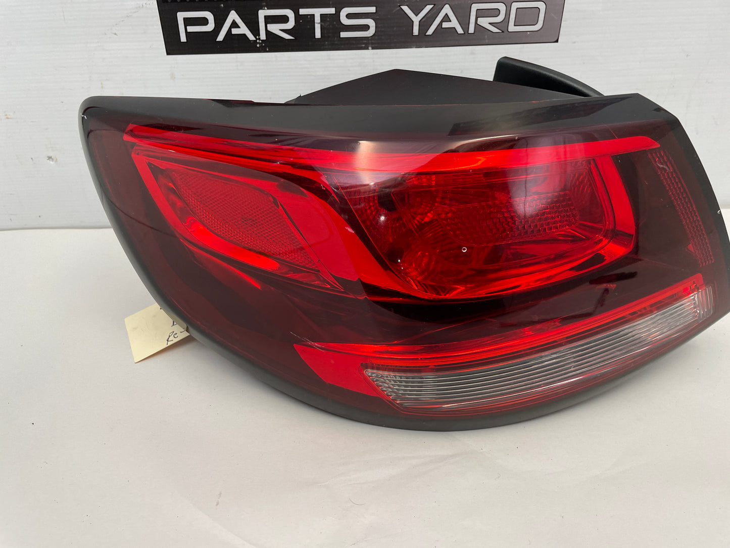 2017 Chevy SS Sedan LH Driver Tail Light Taillight Lamp OEM - Day's Parts Yard