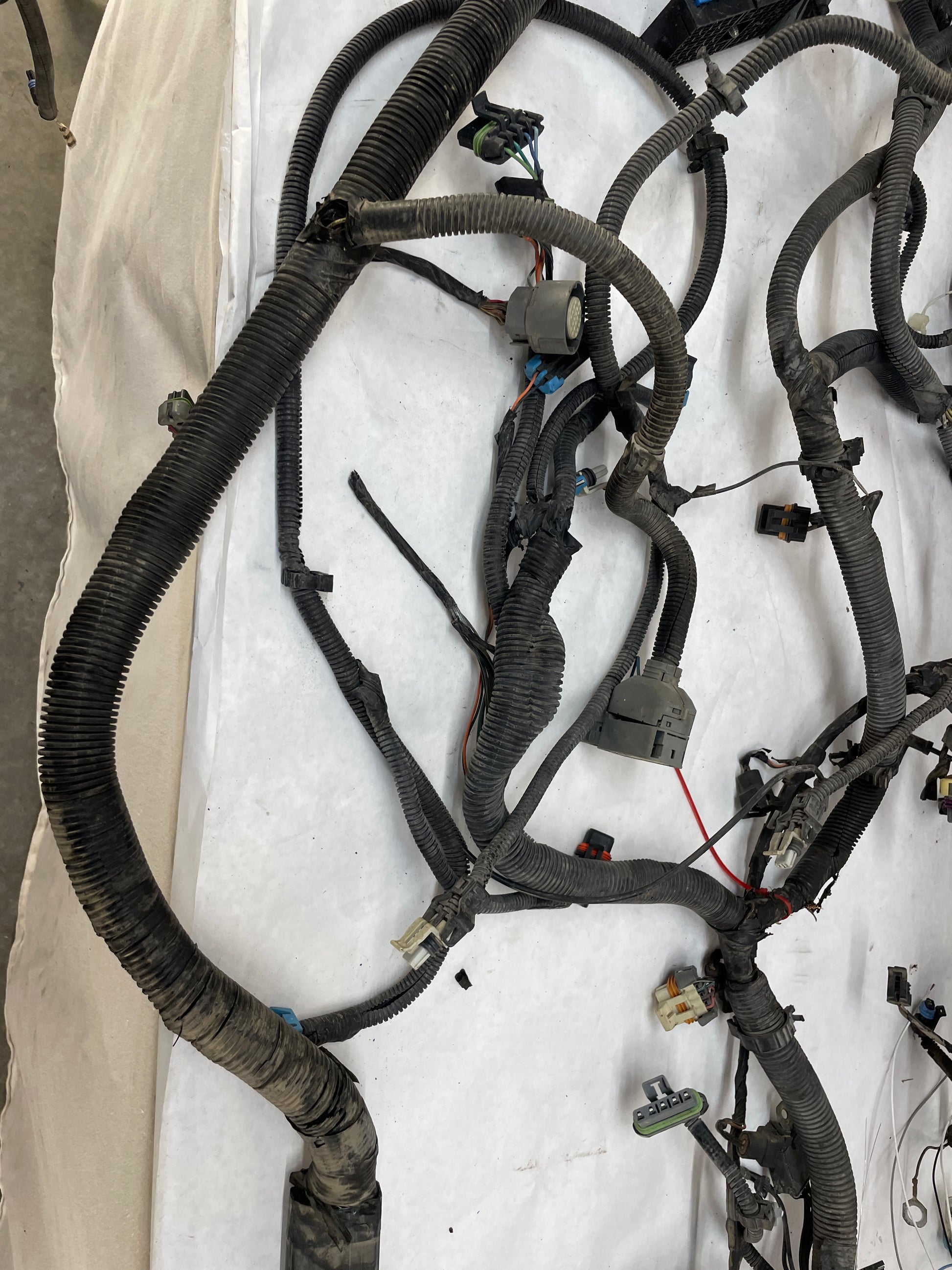 2004 Chevy C5 Corvette Engine Motor Automatic Transmission Wire Wiring Harness DAMAGE - Day's Parts Yard