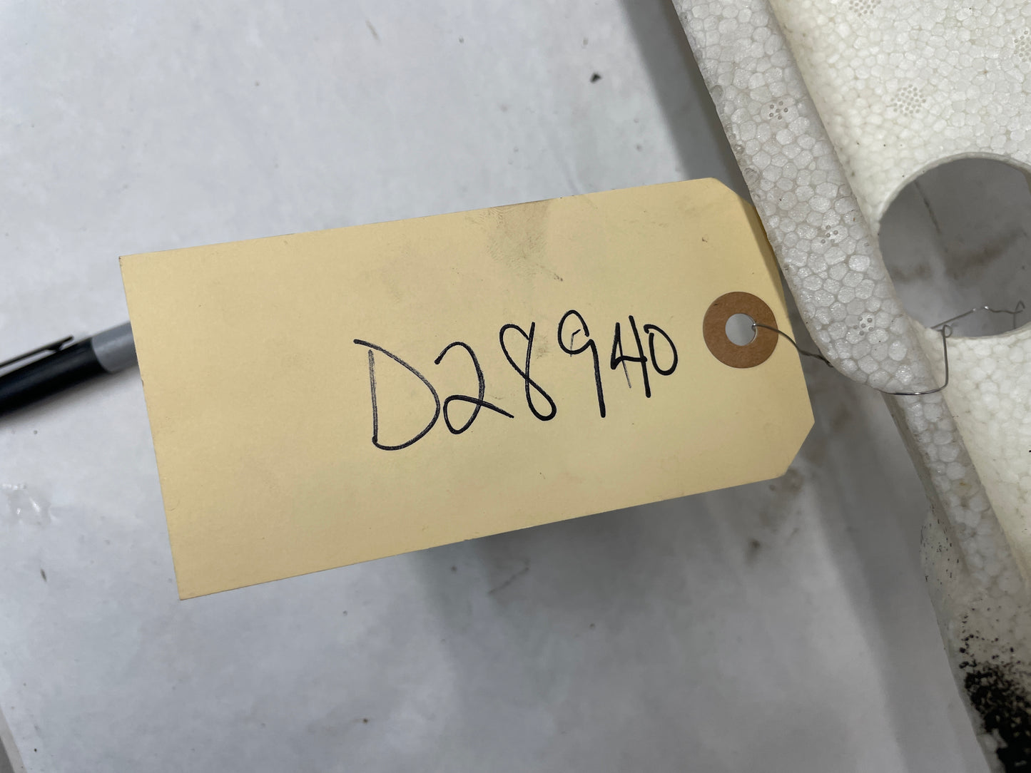 2006 Pontiac GTO Rear Bumper Impact Energy Absorber Foam OEM