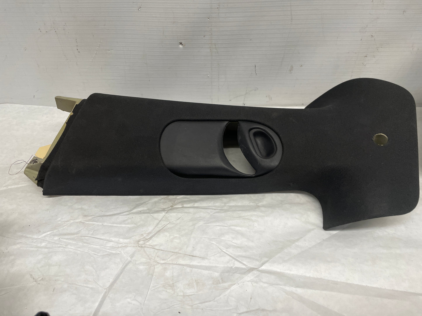 2006 Pontiac GTO RH & LH Interior Upper B Pillar Seat Belt Trim Panel Moldings OEM