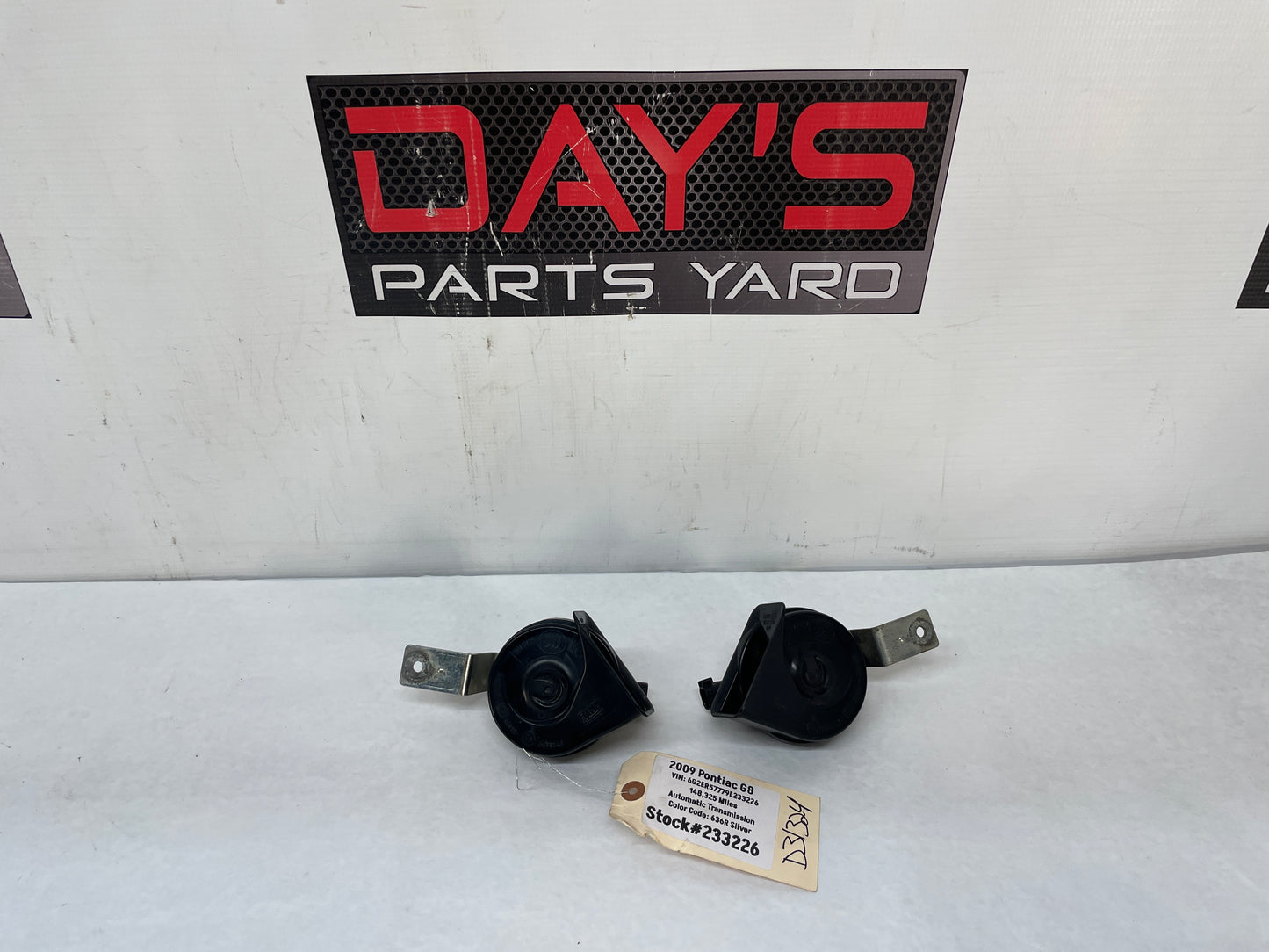2009 Pontiac G8  Horn Set  OEM - Day's Parts Yard