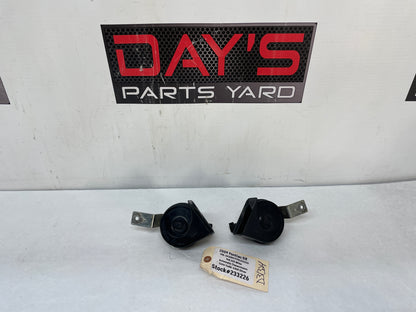 2009 Pontiac G8  Horn Set  OEM - Day's Parts Yard
